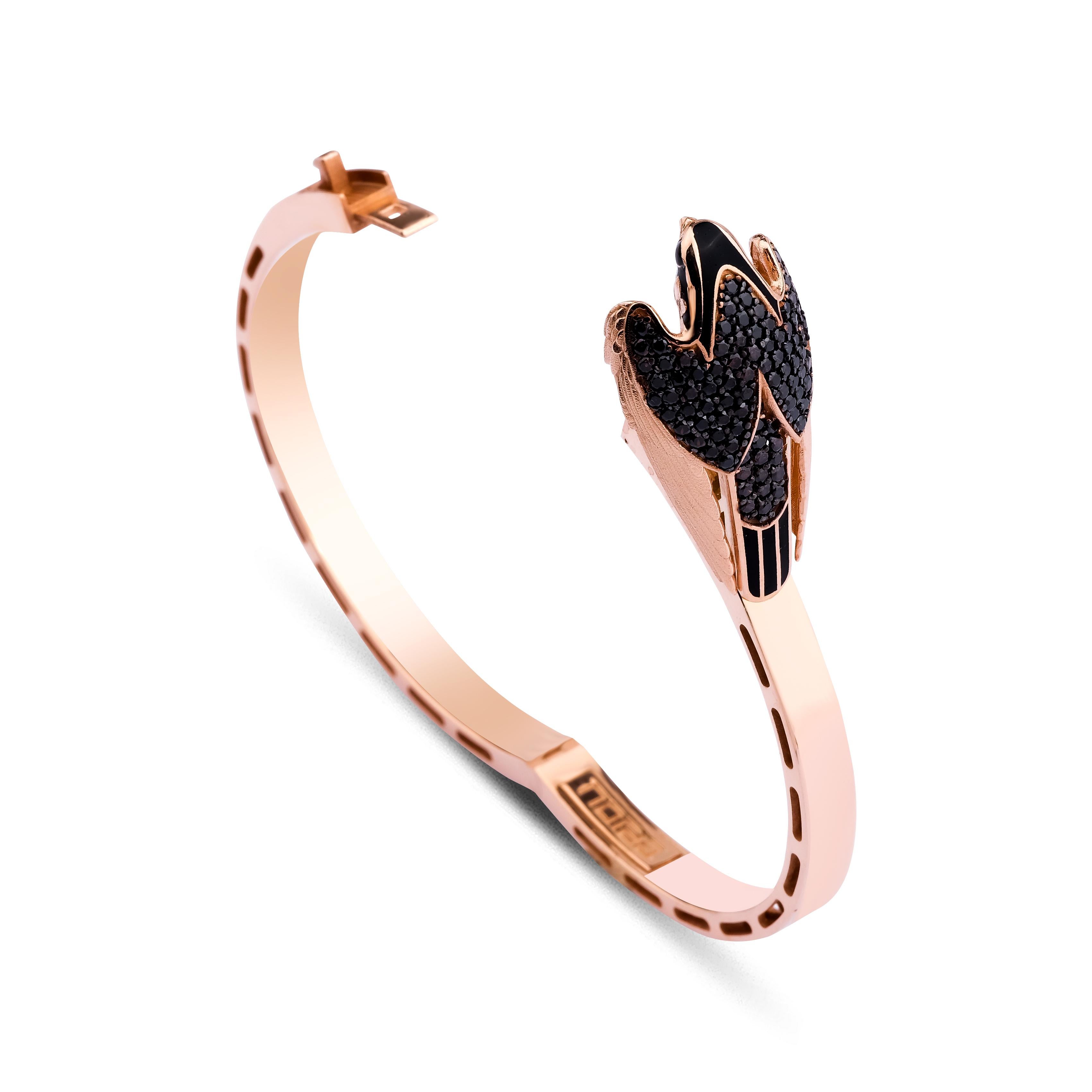 Moderne Bracelet Falcon unisexe en or rose 14 carats  en vente