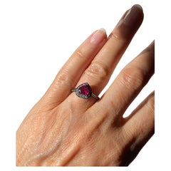 Unisex Love Ring Rock Style 18 Karat Gold Rubelite 0.50 Karat White Diamond