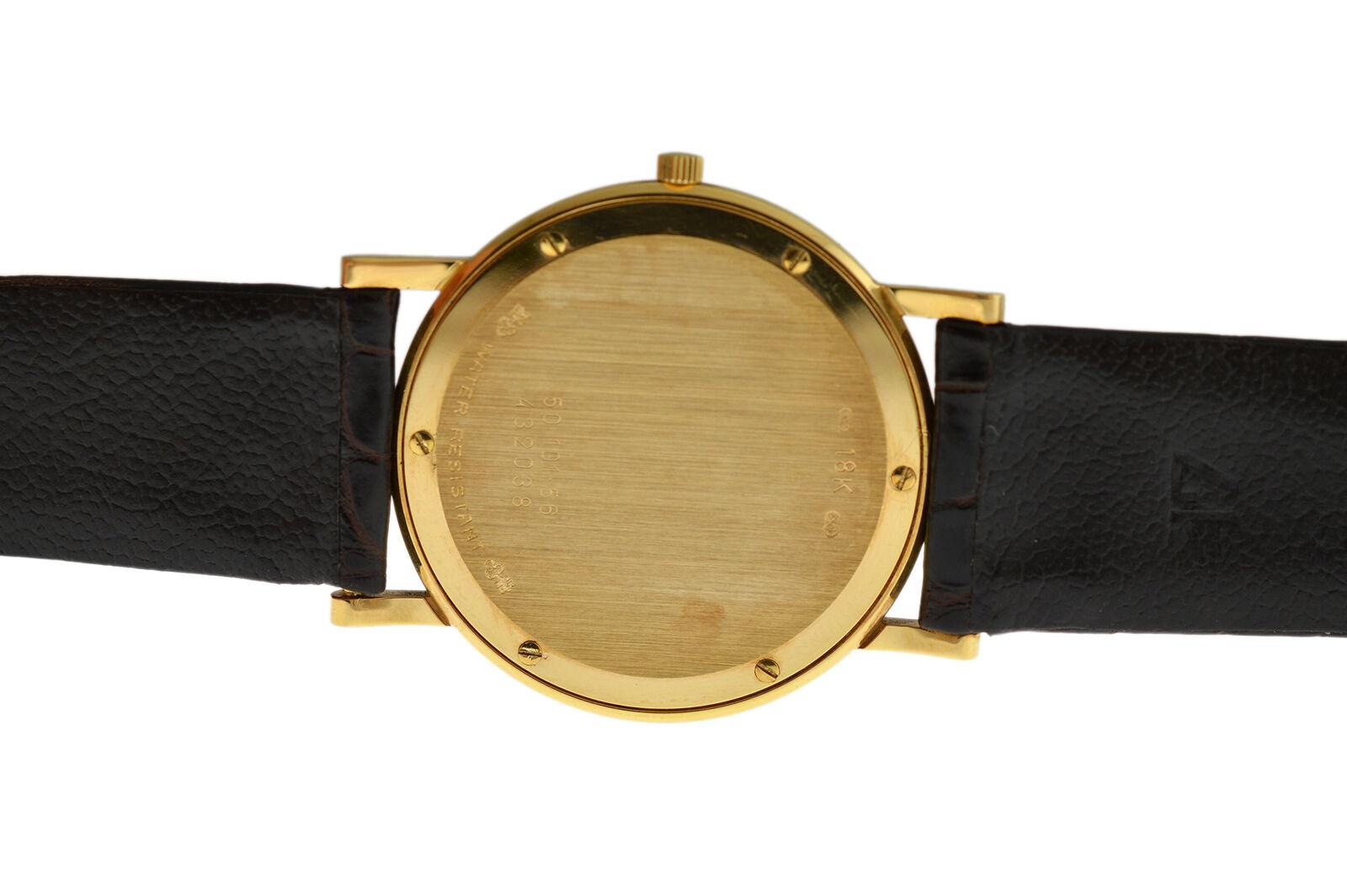 Unisex Midsize Corum Romvlvs 50.101.56 18 Karat Solid Rose Gold Quartz Watch For Sale 1