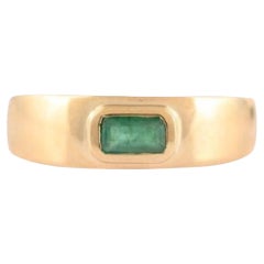 Unisex Natural Baguette Cut Emerald May Birthstone Ring in 18k Yellow Gold
