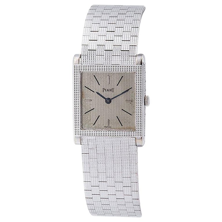Unisex Piaget Swiss Watch Ultra-Thin Square Case and Gold Band For Sale at  1stDibs | thin square watch, thin swiss watch, piaget swiss made