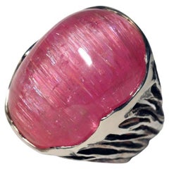Unisex Rubellite Silver Ring Cats Eye Effect Big Bright Pink Cabochon Chatoyancy