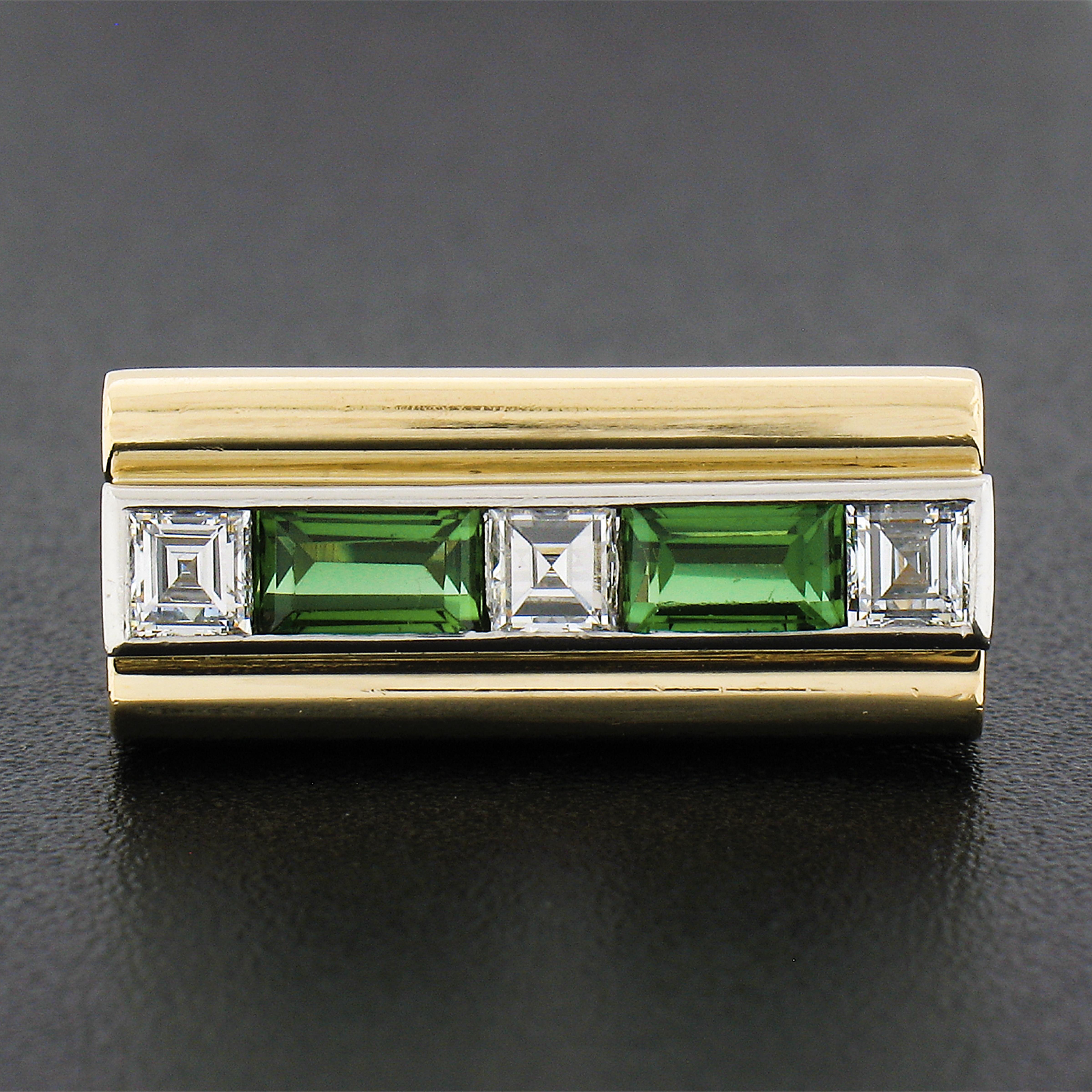 Taille baguette Bague unisexe vintage en or 18 carats avec tourmaline baguette et diamants carrés de 1,10 carat en vente
