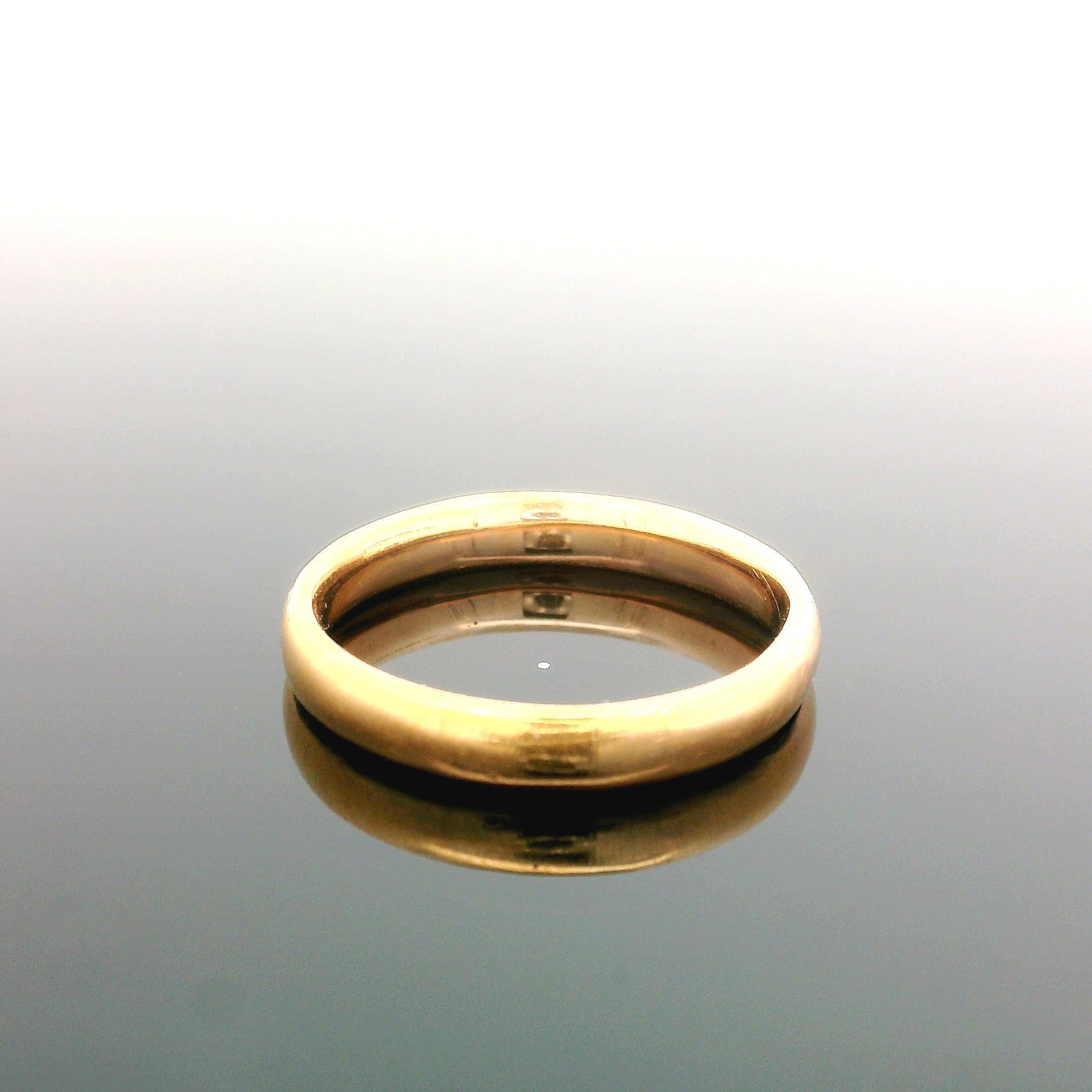 Unisex Vintage 18k Rosy Yellow Gold 3.1mm Plain Dome Polished Wedding Band Ring in vendita 2