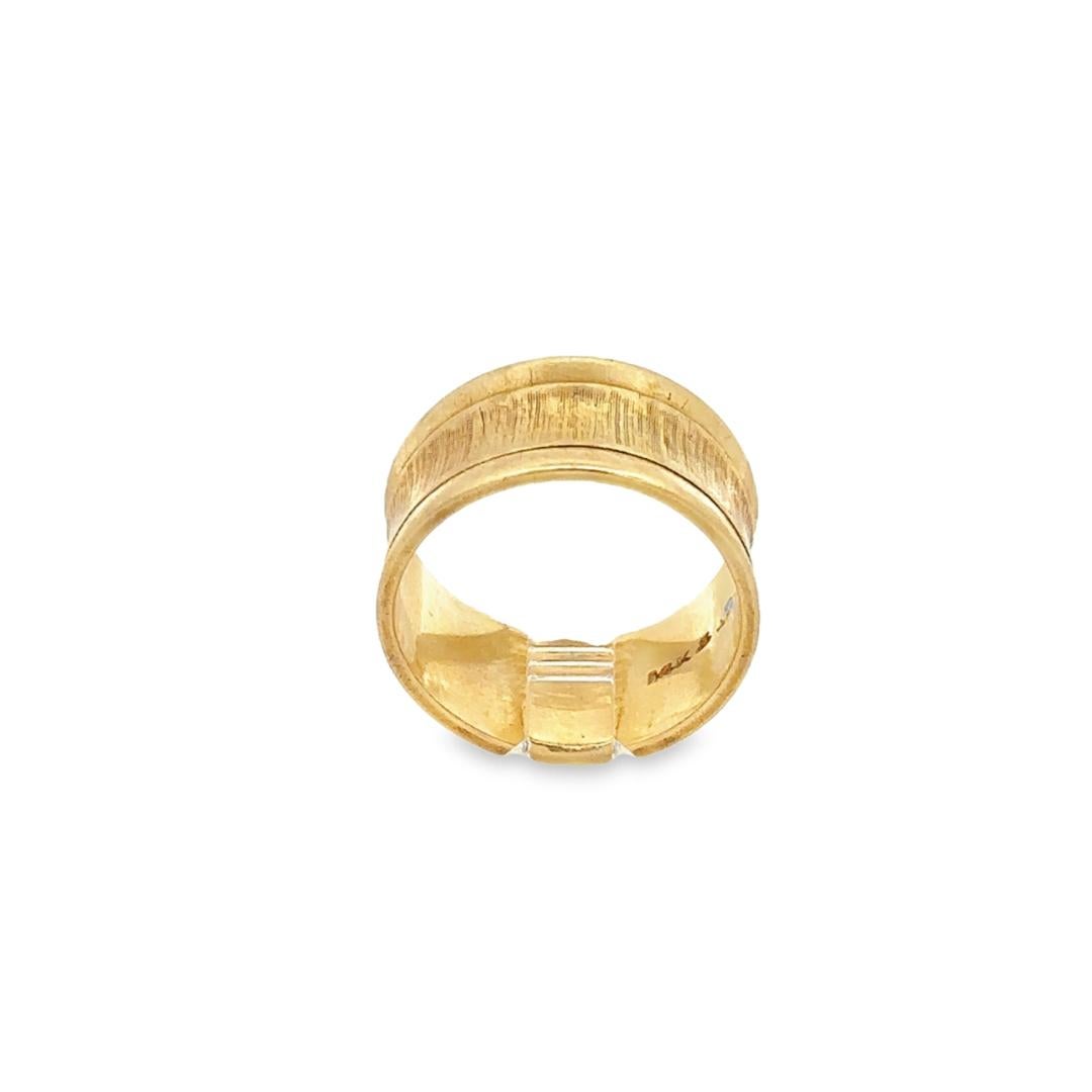 Unisex Vintage 18K Yellow Gold 9.7mm Large WIDE Concave Etched Finish Band Ring For Sale 4