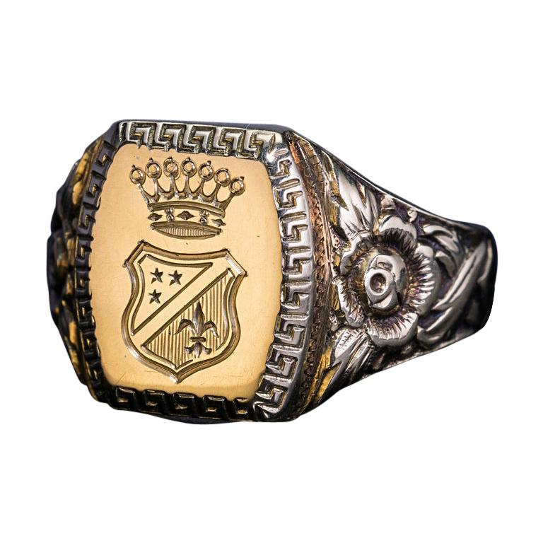 Unisex Vintage Engraved Gold Armorial Signet Ring, 1930s