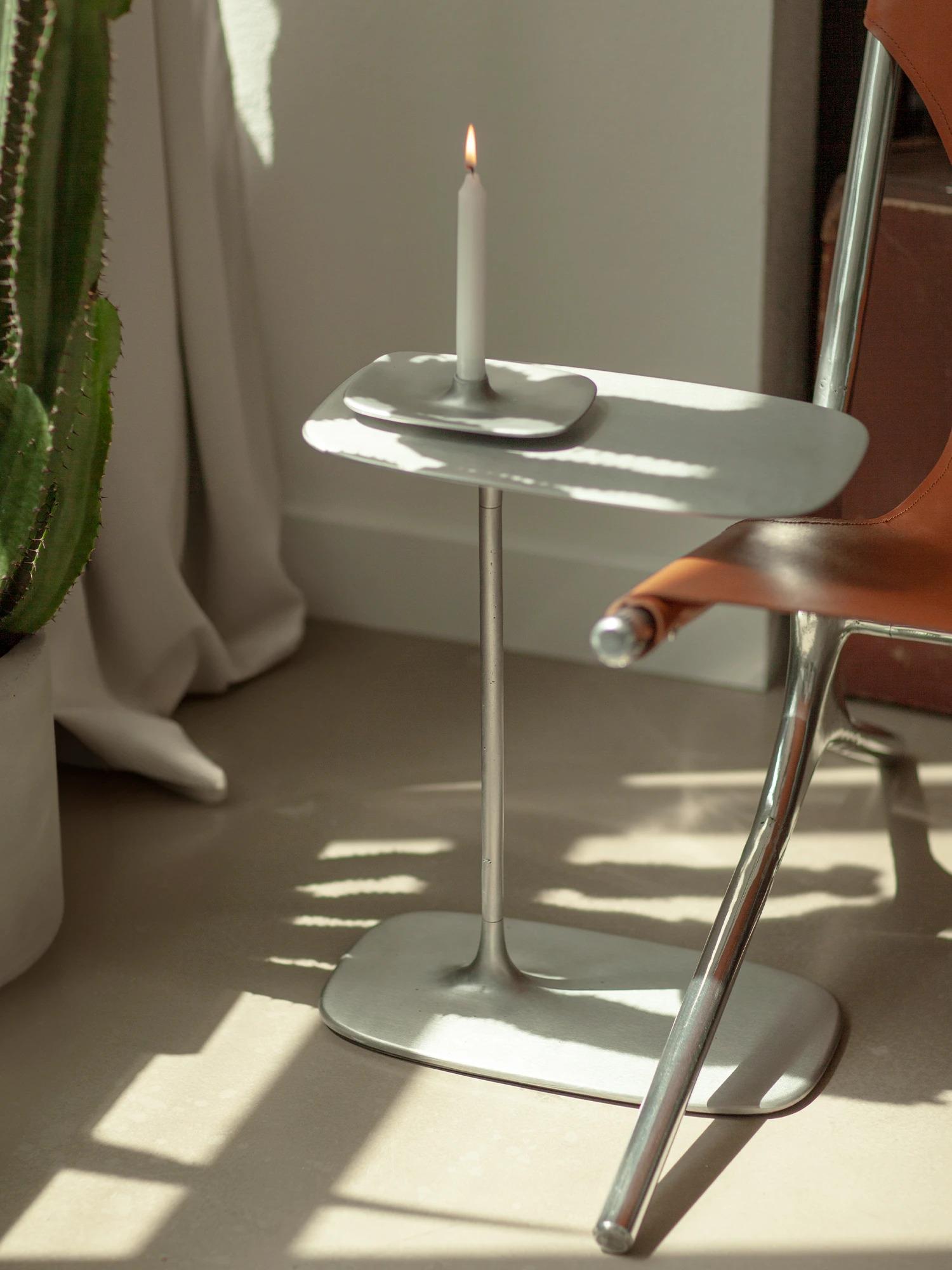 The product is made by sand casting - pouring molten aluminium or brass into sand moulds. Product surface is finished by hand-polishing to desired smoothness (brushed or polished) and treating it (oxidising or ageing) into one of the available