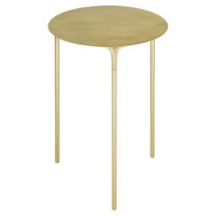UNISM – Couchtisch – poliertes Messing