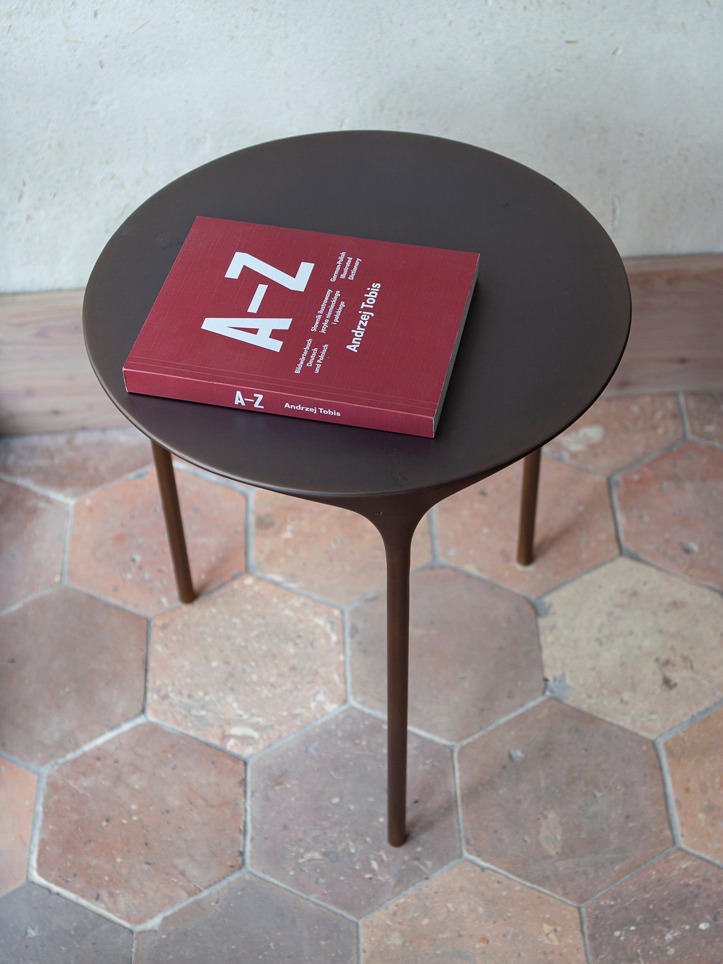 Polonais UNISM - Table basse - Laiton vieilli en vente