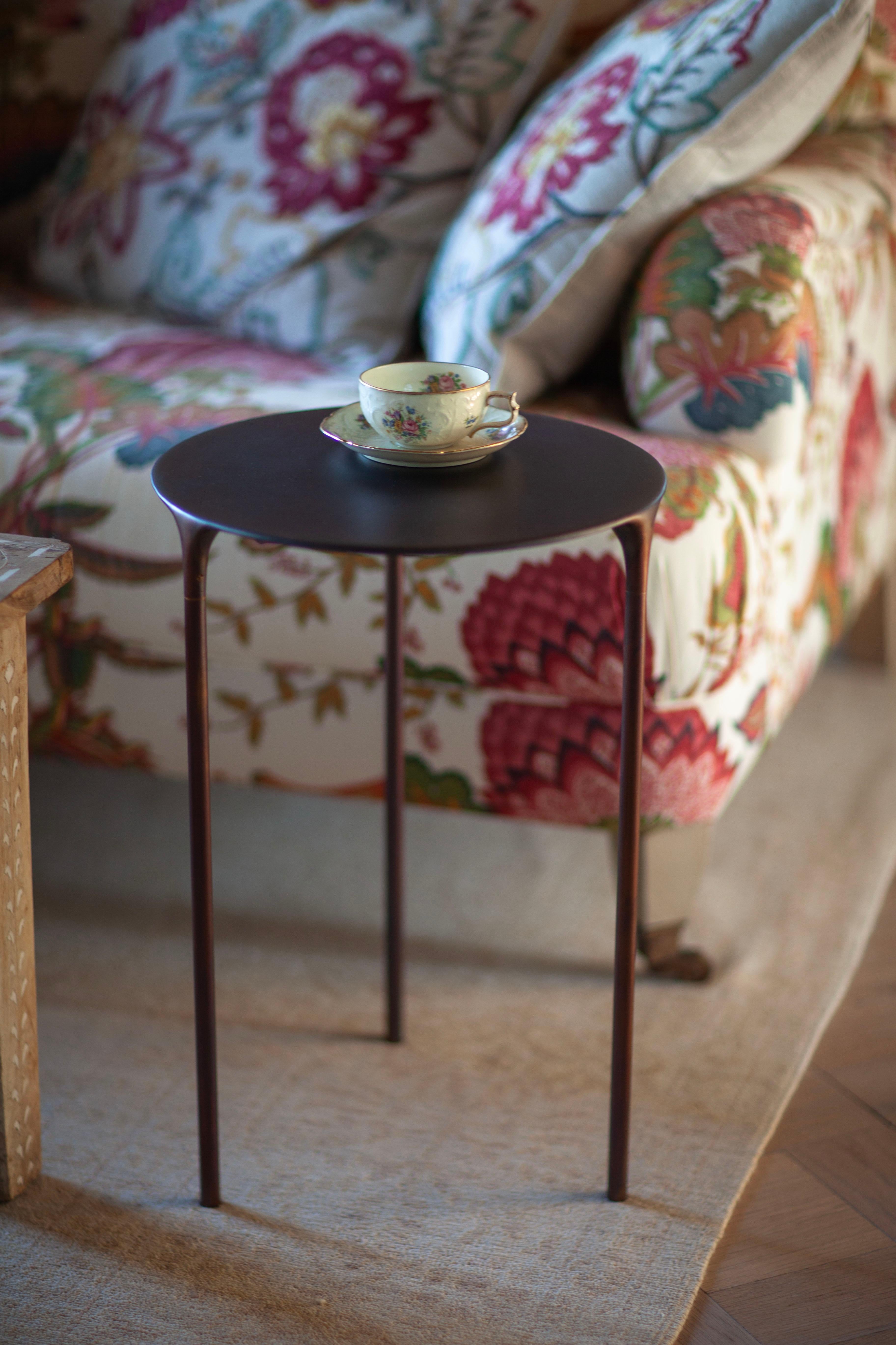 UNISM - Coffee Table - Aged Brass For Sale 2