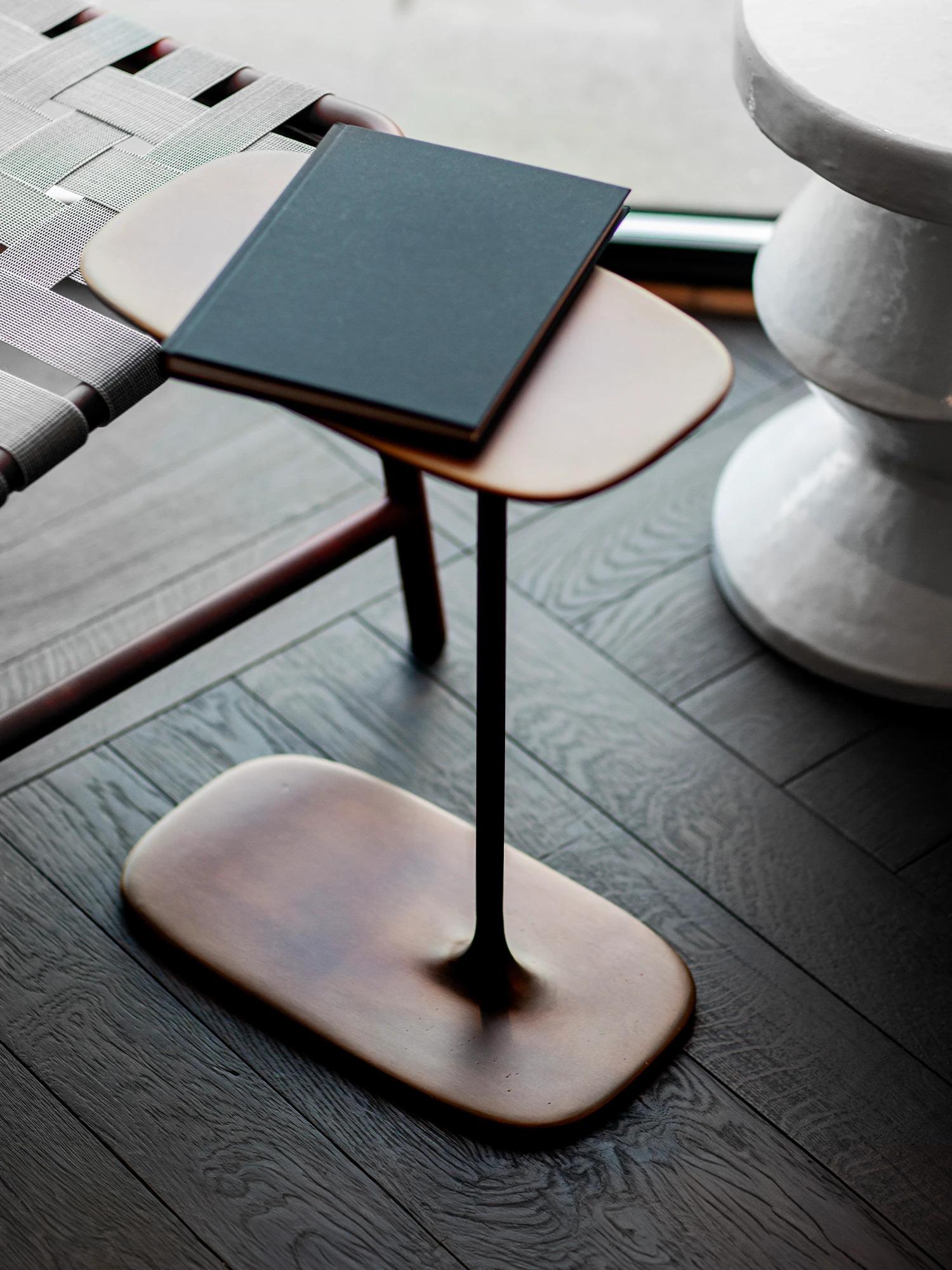 Modern UNISM - Low Side Table - brass aged For Sale
