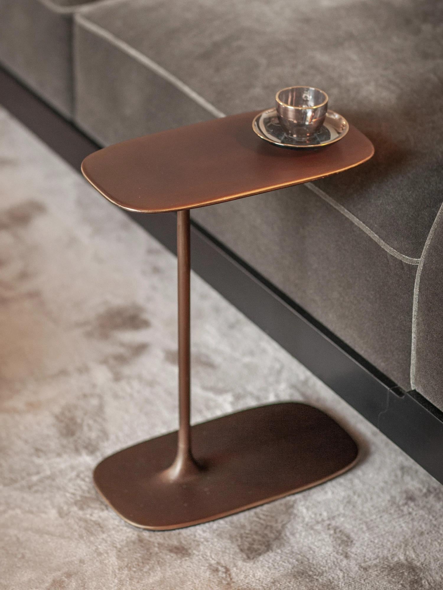 Polish UNISM - Low Side Table - brass aged For Sale