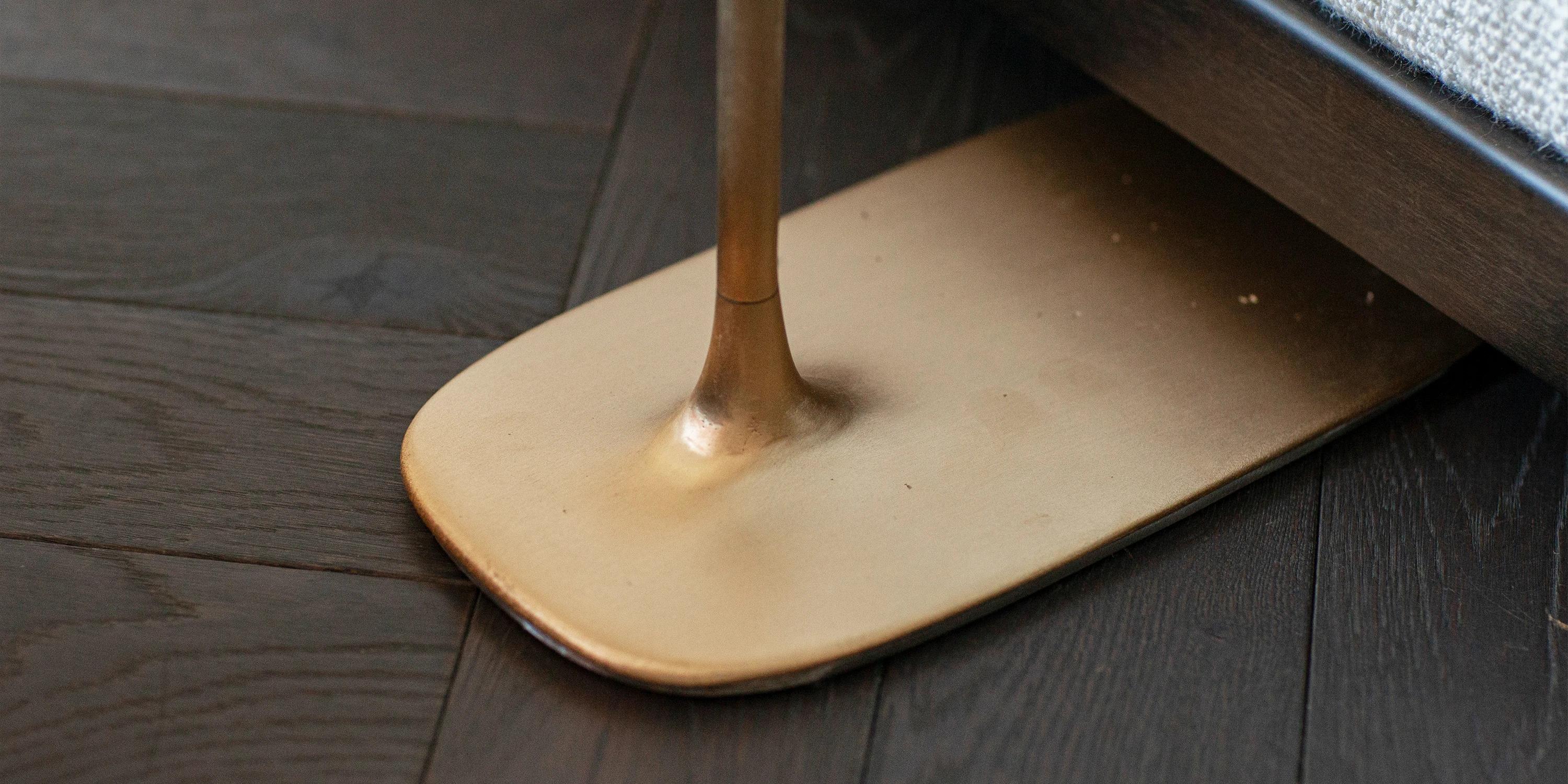 Modern UNISM - Set of Two Side Tables in Brushed brass For Sale