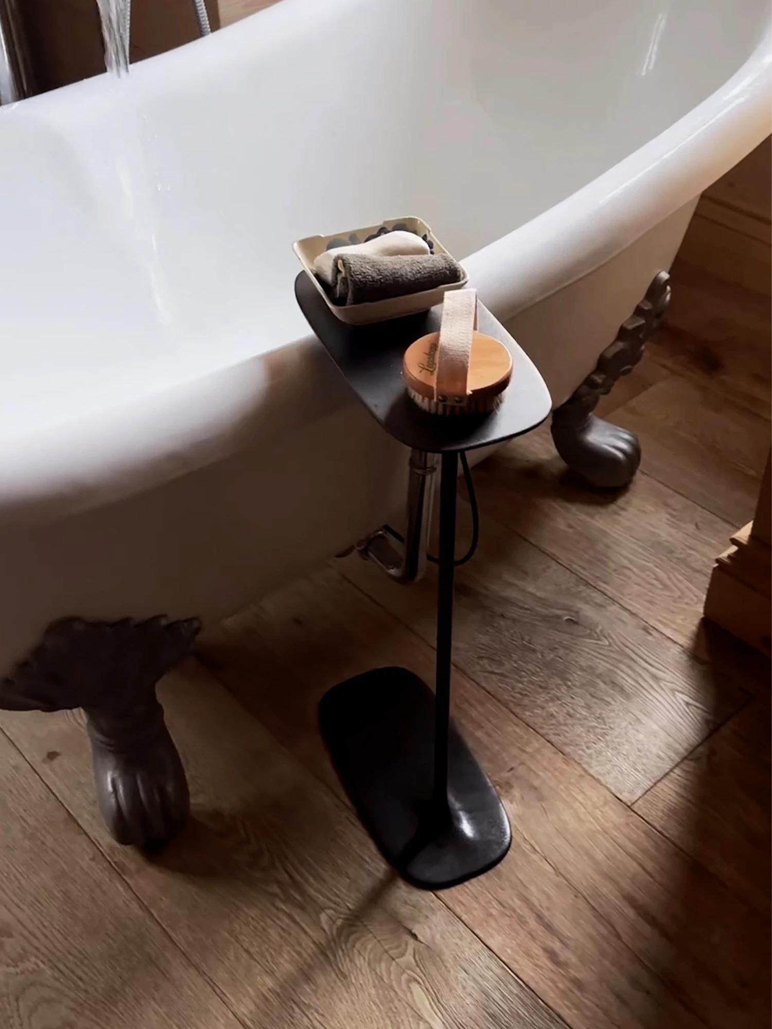 The product is made by sand casting - pouring molten aluminium or brass into sand moulds. Product surface is finished by hand-polishing to desired smoothness (brushed or polished) and treating it (oxidising or ageing) into one of the available
