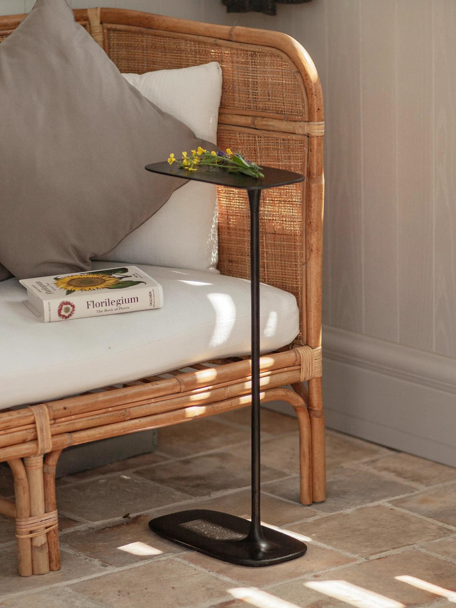 Aluminum UNISM - Tall Side Table - Coated Aluminium For Sale