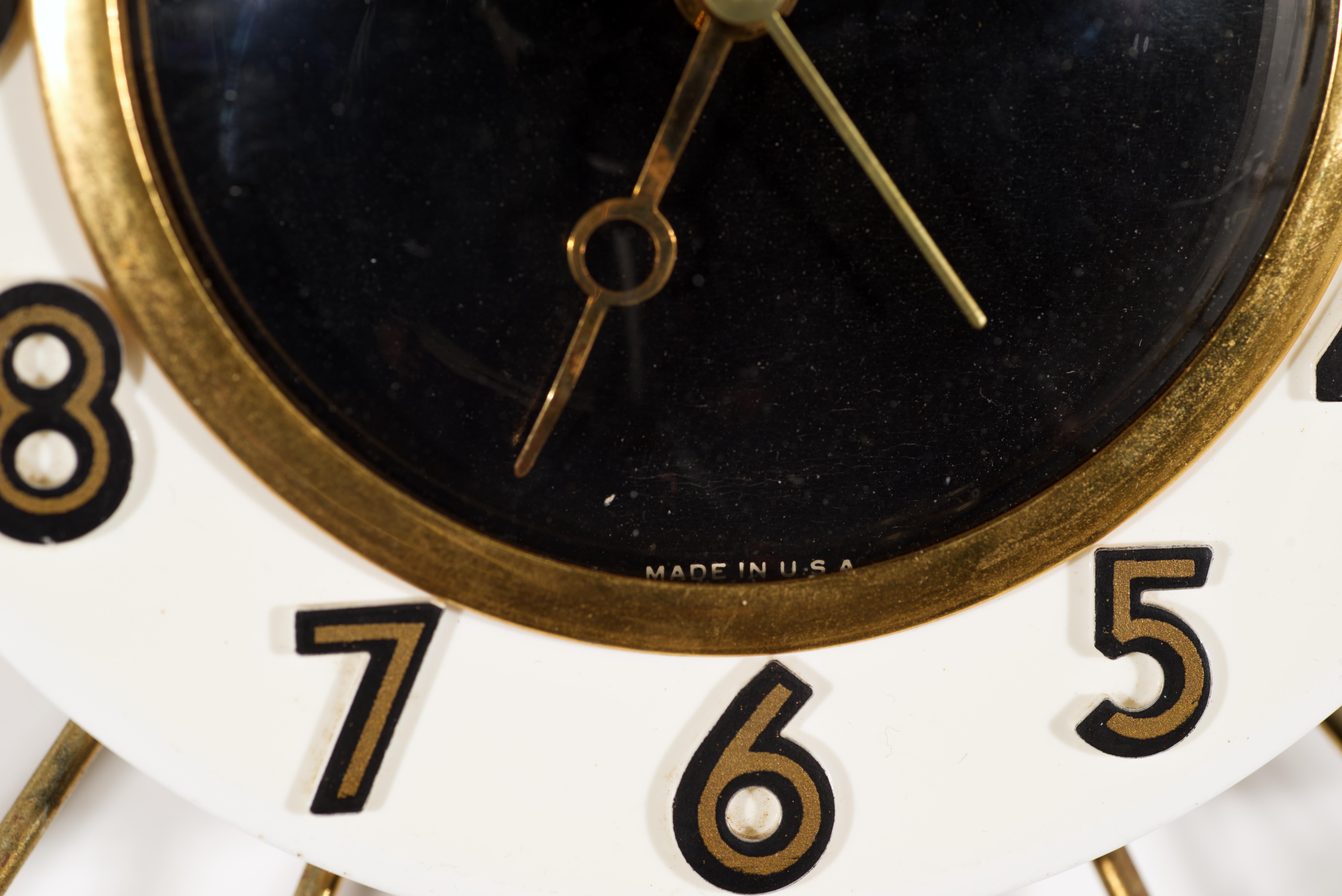 Reloj atómico United Brass Spindles Sunburst, años 60 en venta 1