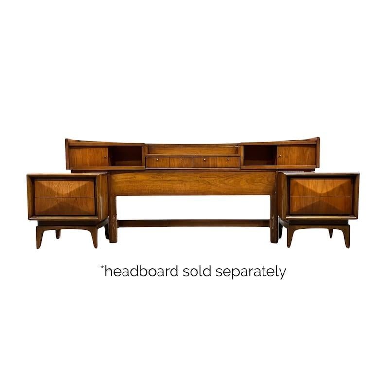 Walnut United Furniture Diamond Front Vintage Mid Century Modern Nightstands c. 1960s