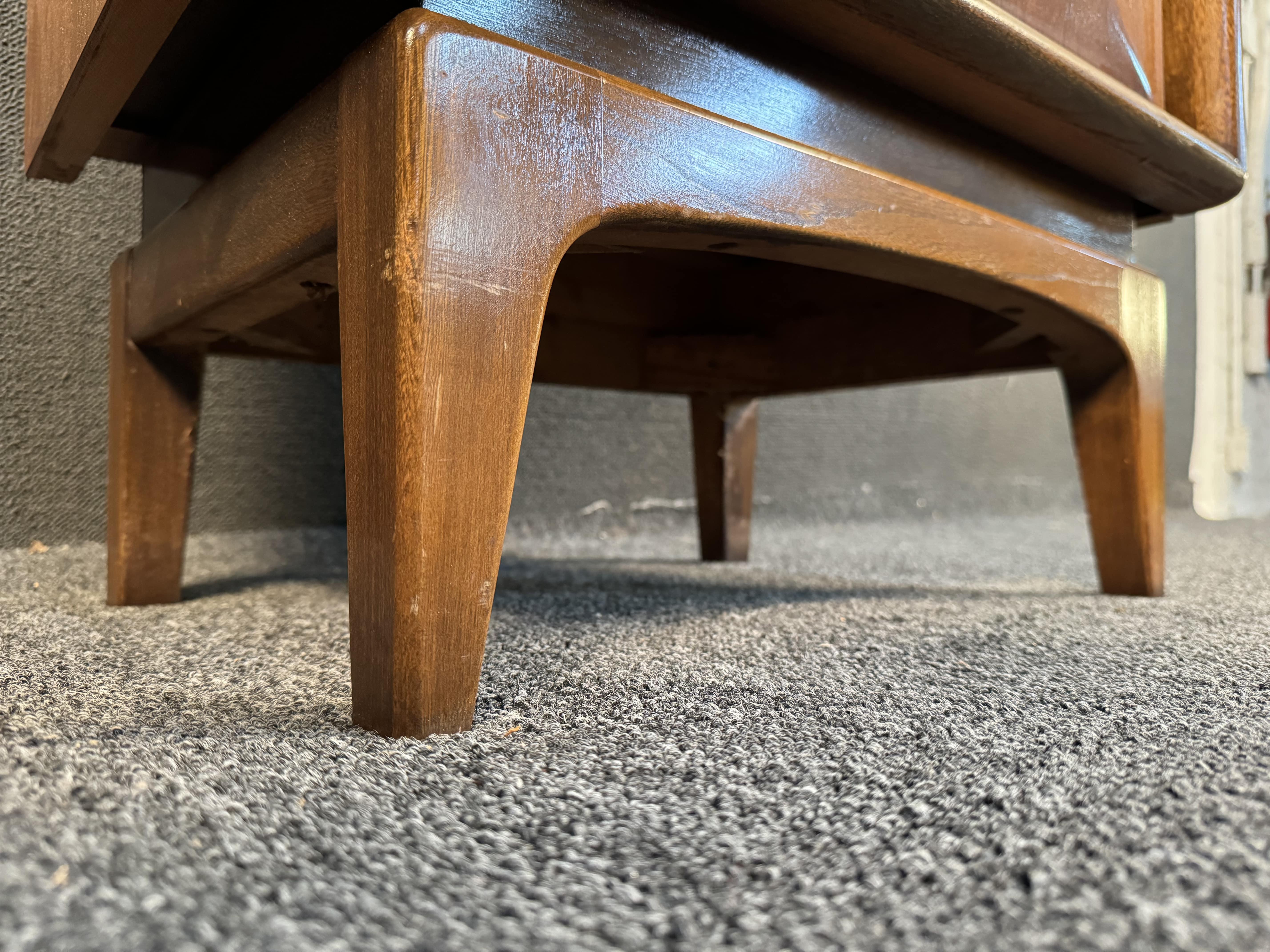 United Furniture Diamond Front Walnut Dresser & Table For Sale 8