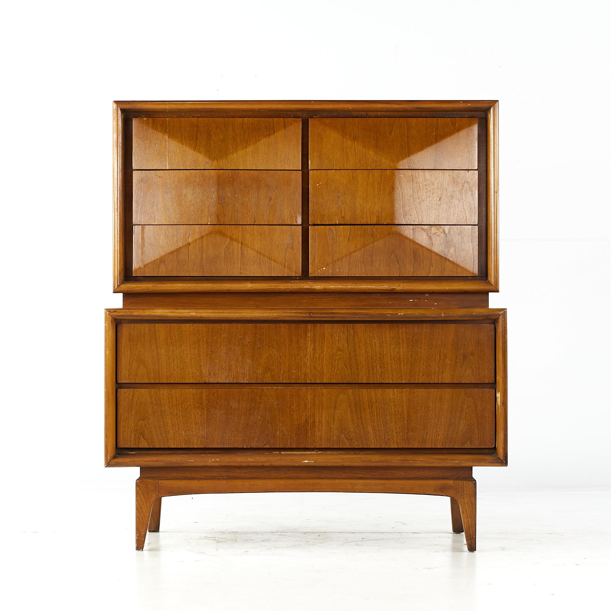 United Furniture Diamond mid century walnut highboy dresser

This highboy measures: 44 wide x 20 deep x 49.75 inches high

All pieces of furniture can be had in what we call restored vintage condition. That means the piece is restored upon