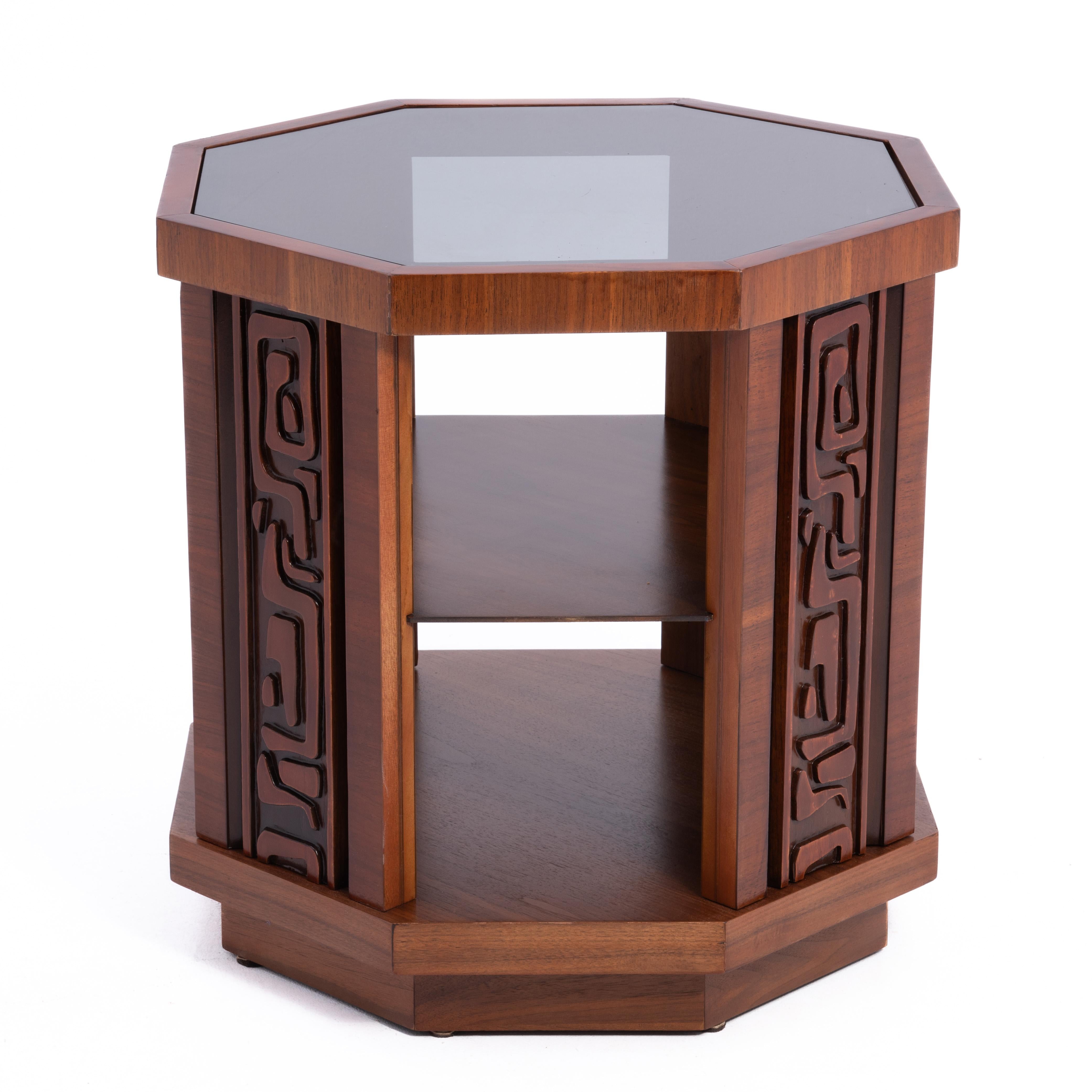 Mid-Century Modern United Furniture Illustrata Tiki Octagon End Table Pulaski Oceanic Witco Tribal For Sale