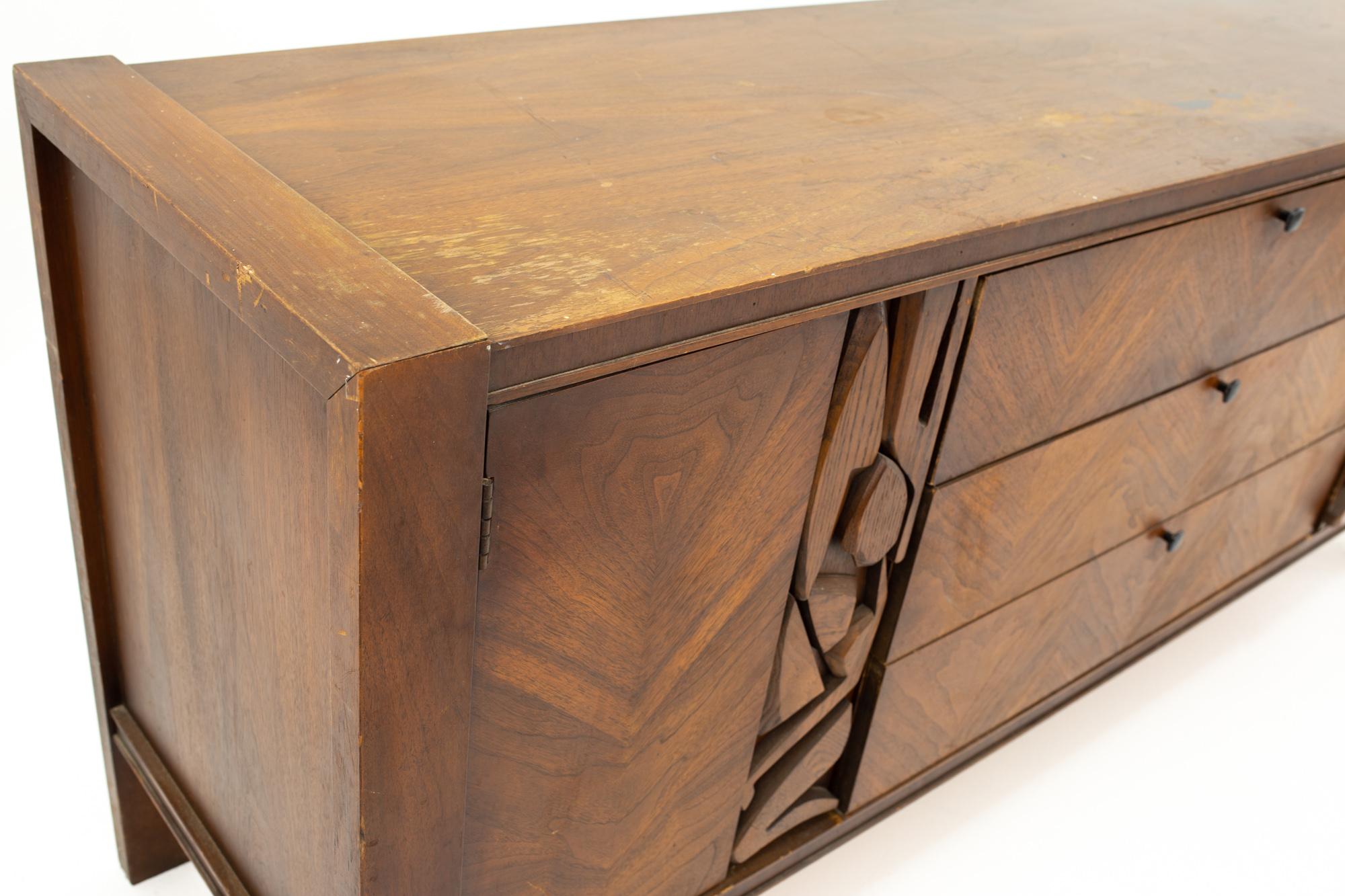 American United Furniture Mid Century Brutalist Walnut 9 Drawer Lowboy Dresser