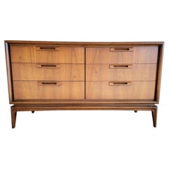 Retro United Furniture Mid-Century Modern Low Dresser