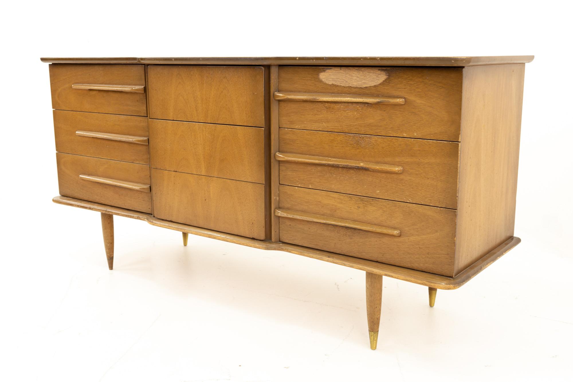 Late 20th Century United Furniture Midcentury Walnut 9 Drawer Lowboy Dresser For Sale