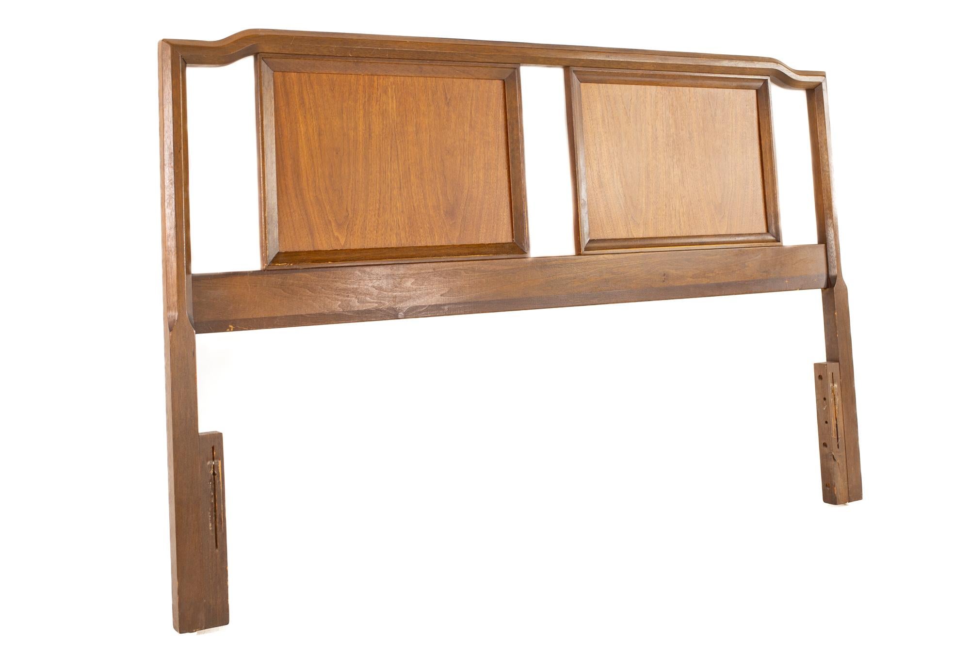 Mid-Century Modern United Furniture Mid Century Walnut and Cane Queen Headboard For Sale