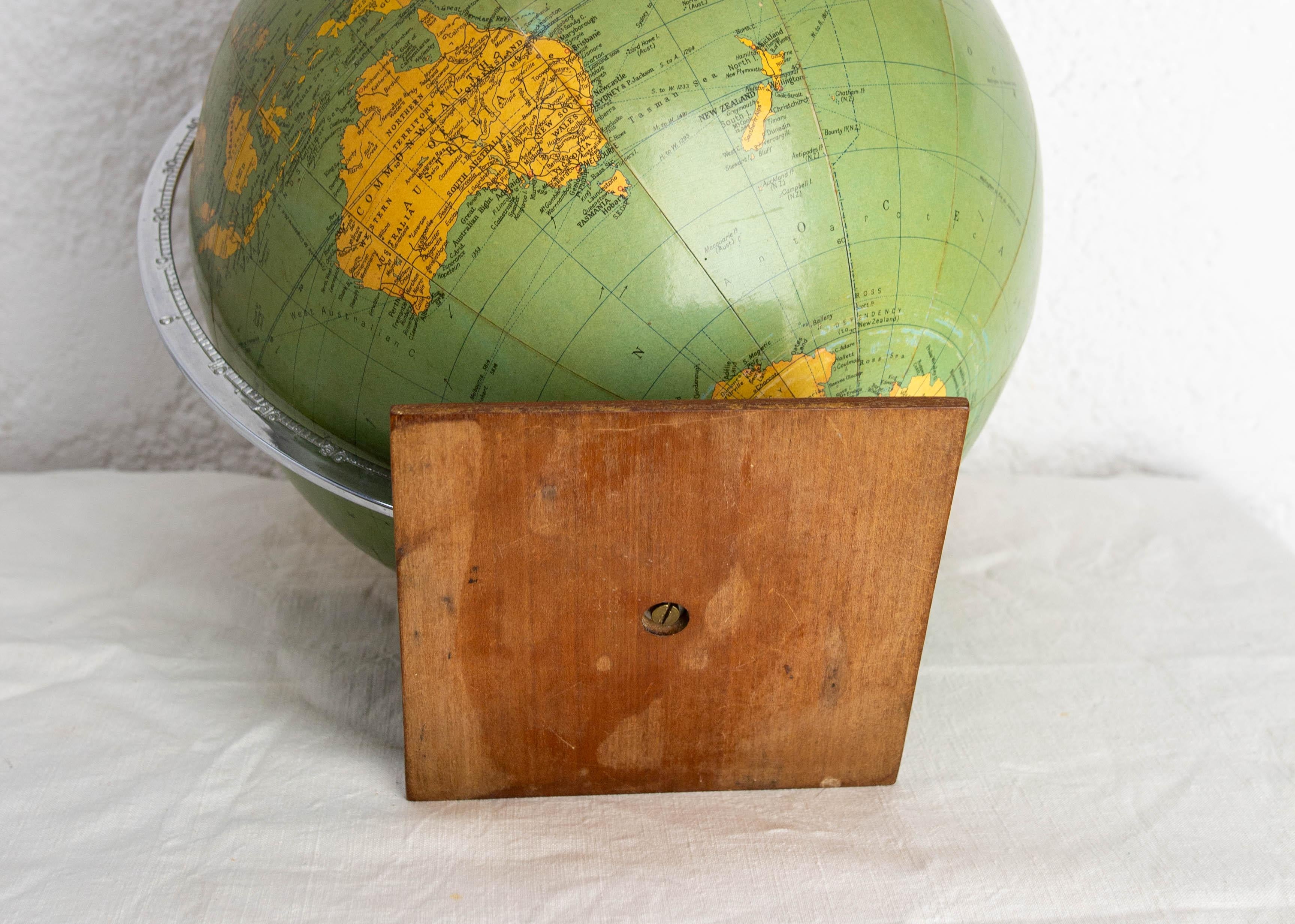 18th Century United Kingdom, Earth Globe Philips Challenge, 20th Mid-Century 1966 For Sale