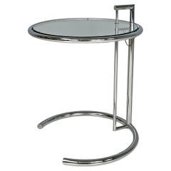 United Kingdom modern chromed metal glass coffee table E 1027 Eileen Gray, 1990s