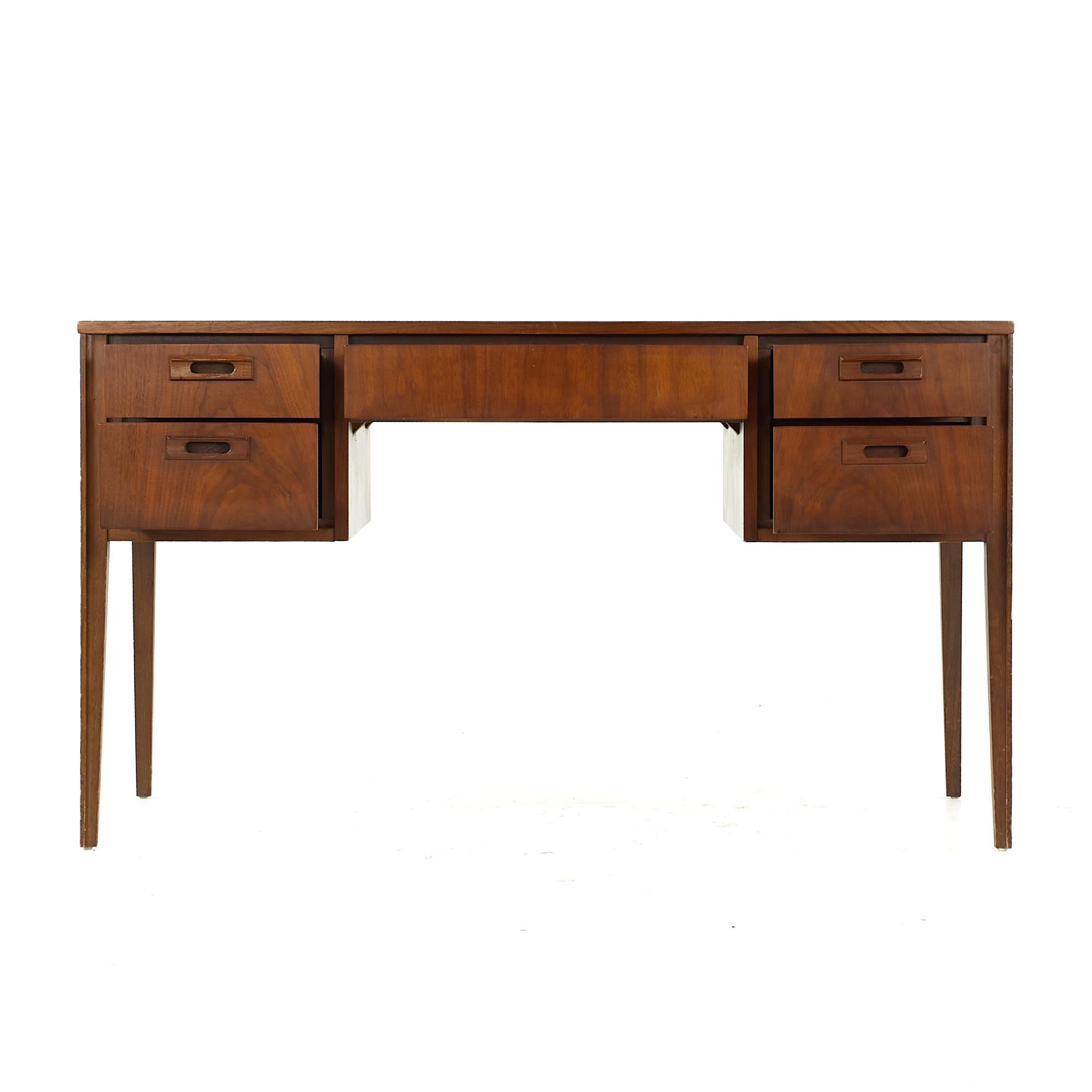 United Midcentury Walnut and Leather Top Desk 2