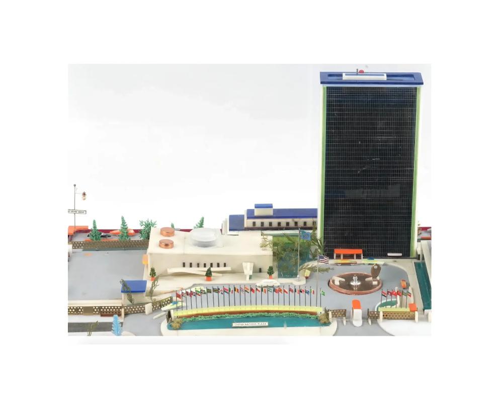United Nations Scale Model By W. Bryda Circa 1965 In Good Condition For Sale In New York, NY
