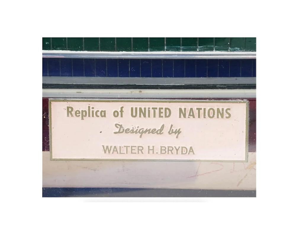 Modell der Vereinten Nationen von W. Bryda, um 1965 im Angebot 2