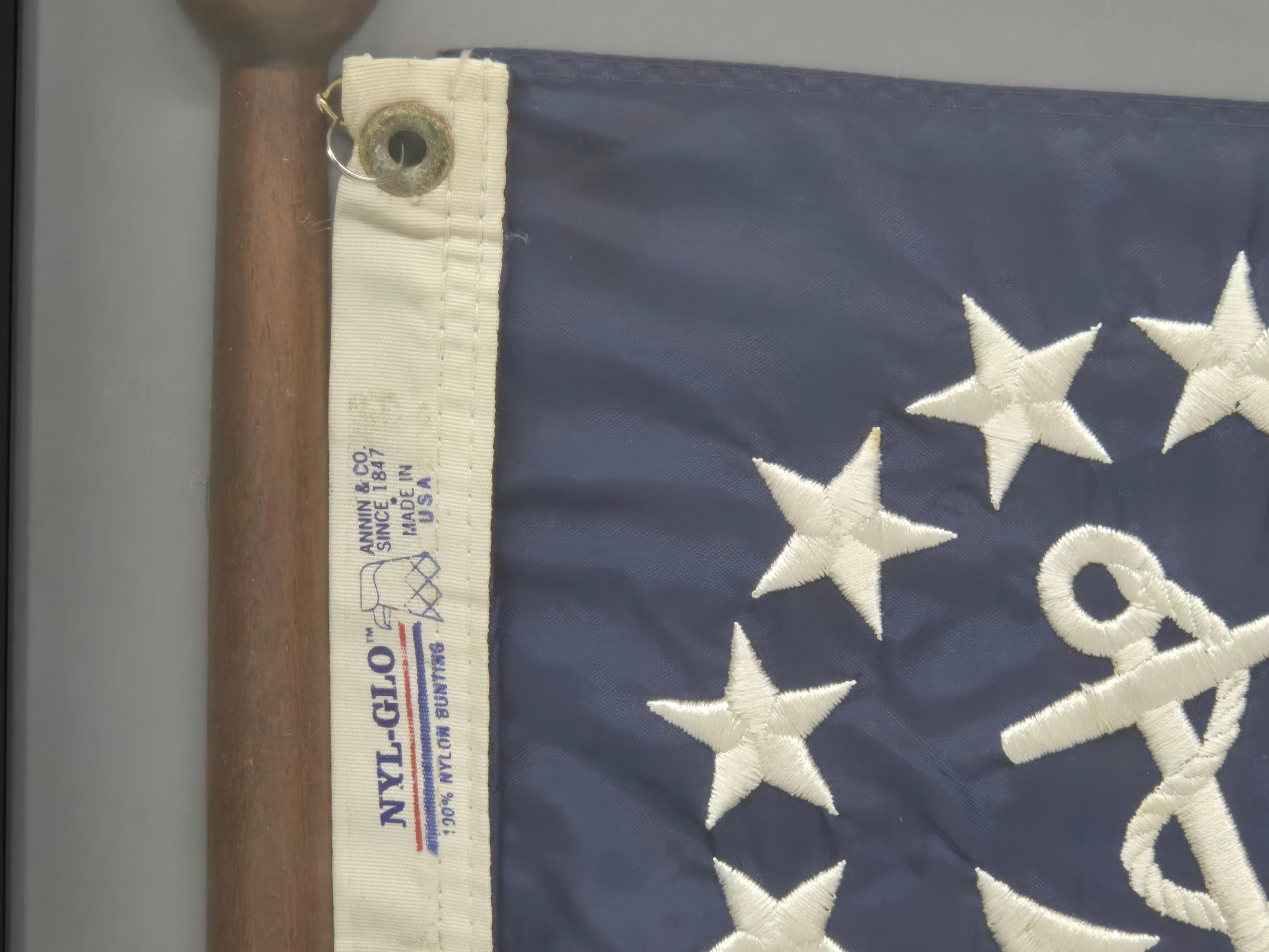 Bandera de Yate de los Estados Unidos en Marco Shadowbox en venta 4