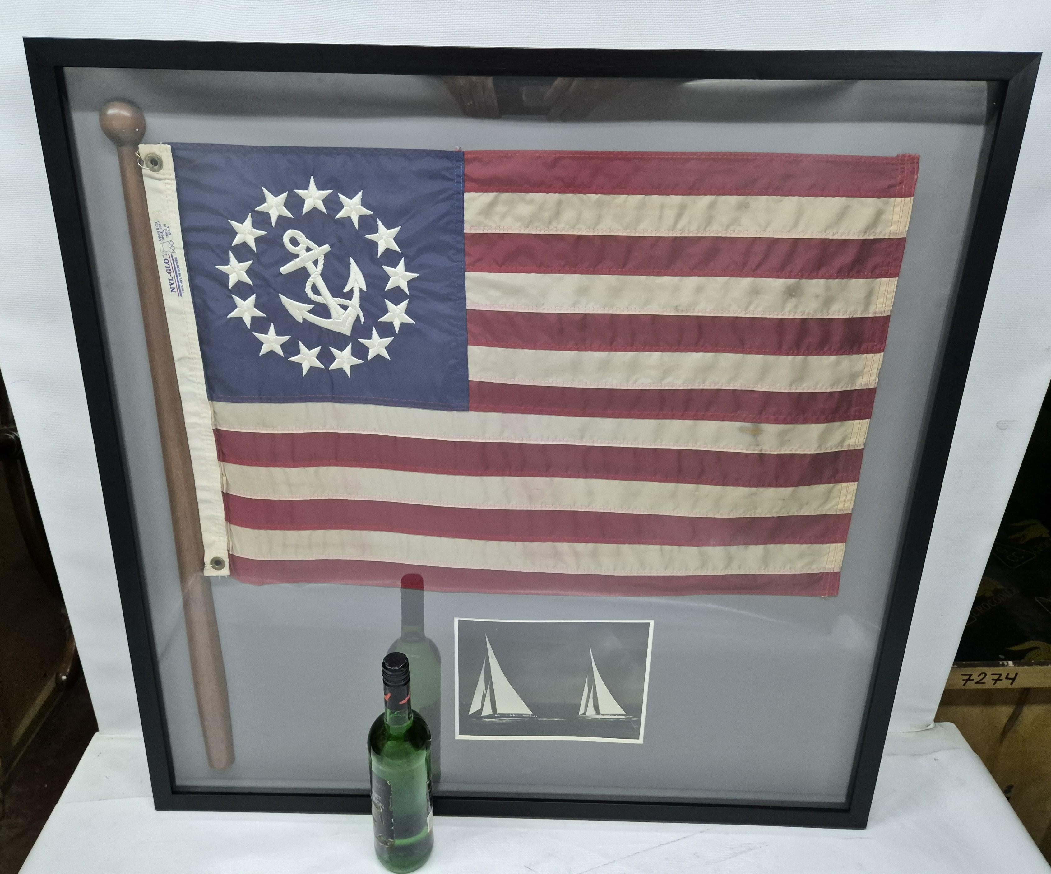Bandera de Yate de los Estados Unidos en Marco Shadowbox Norteamericano en venta