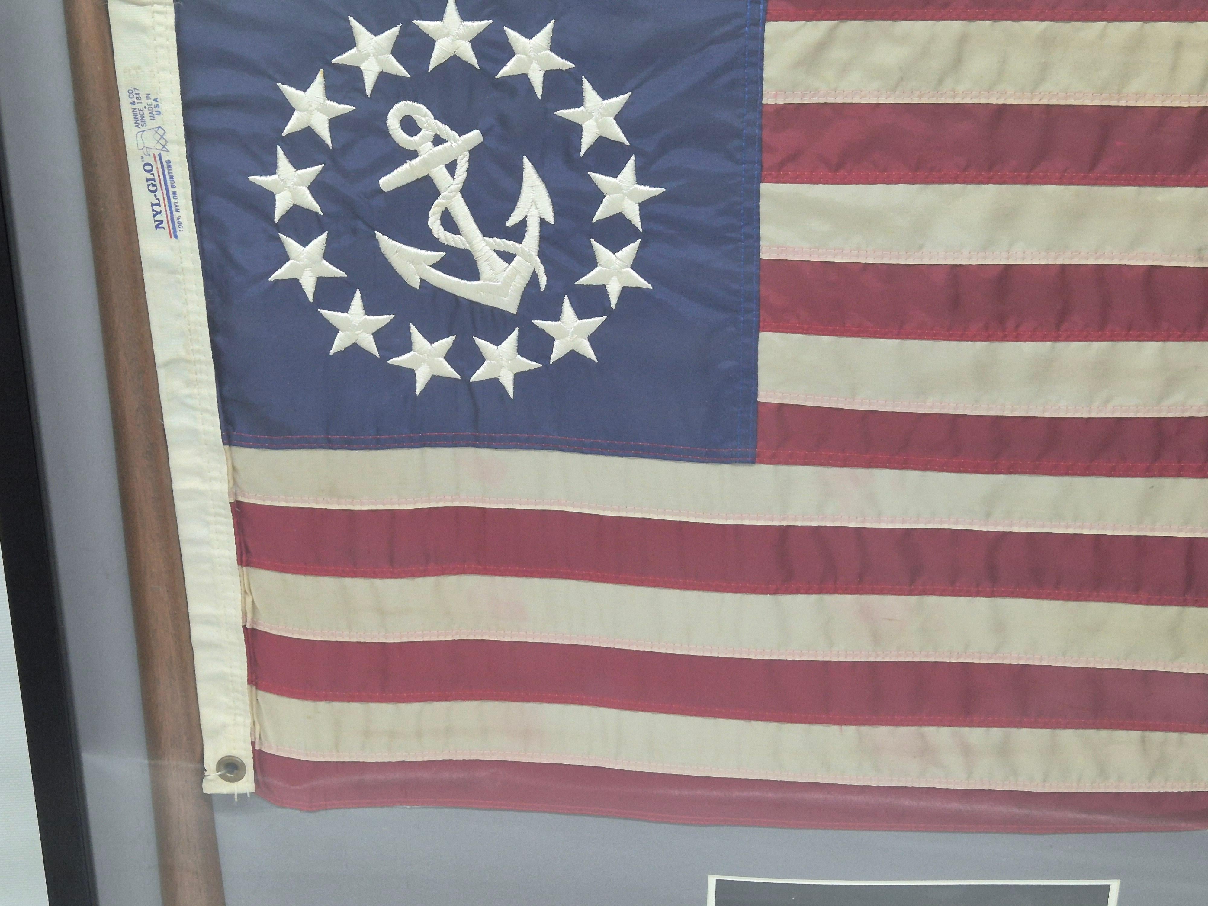 Bandera de Yate de los Estados Unidos en Marco Shadowbox en venta 2