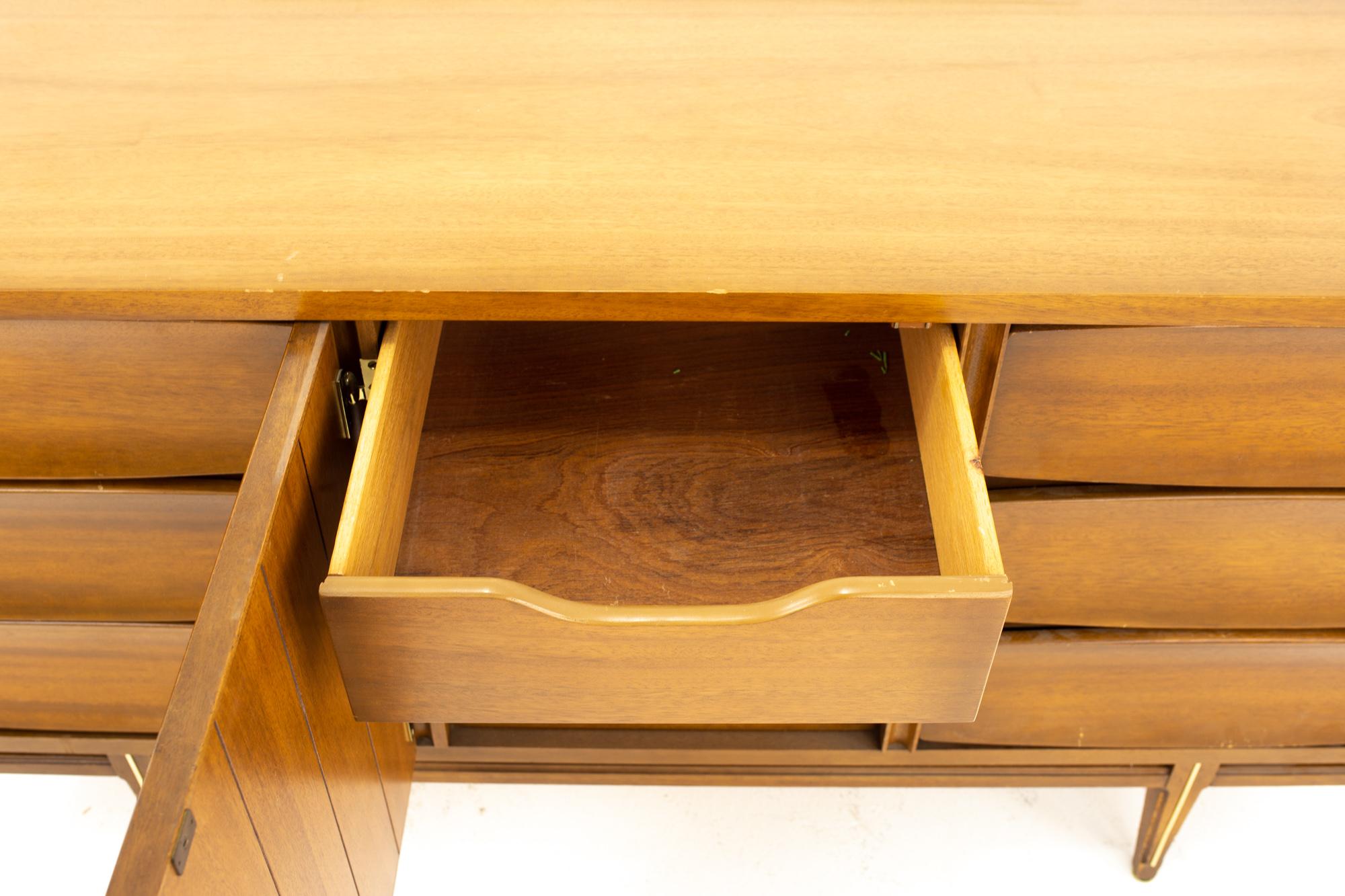 United Style Mid Century 9-Drawer Walnut Dresser 1