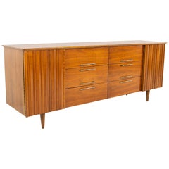 United Style Young Manufacturing MCM Walnut and Brass 12-Drawer Lowboy Dresser