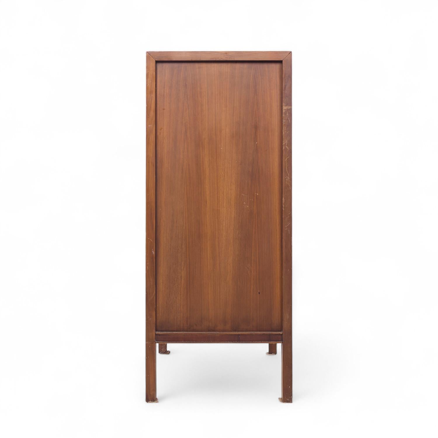 United Tiki Brutalist Mid Century Walnut Gentleman’s Chest Highboy Dresser In Good Condition For Sale In Countryside, IL