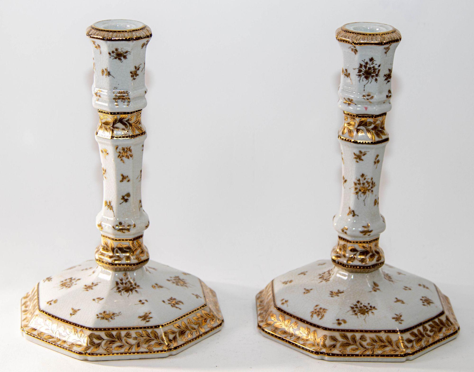 United Wilson Georgian Style Enameled Porcelain Gilded Candlesticks a Pair For Sale 13