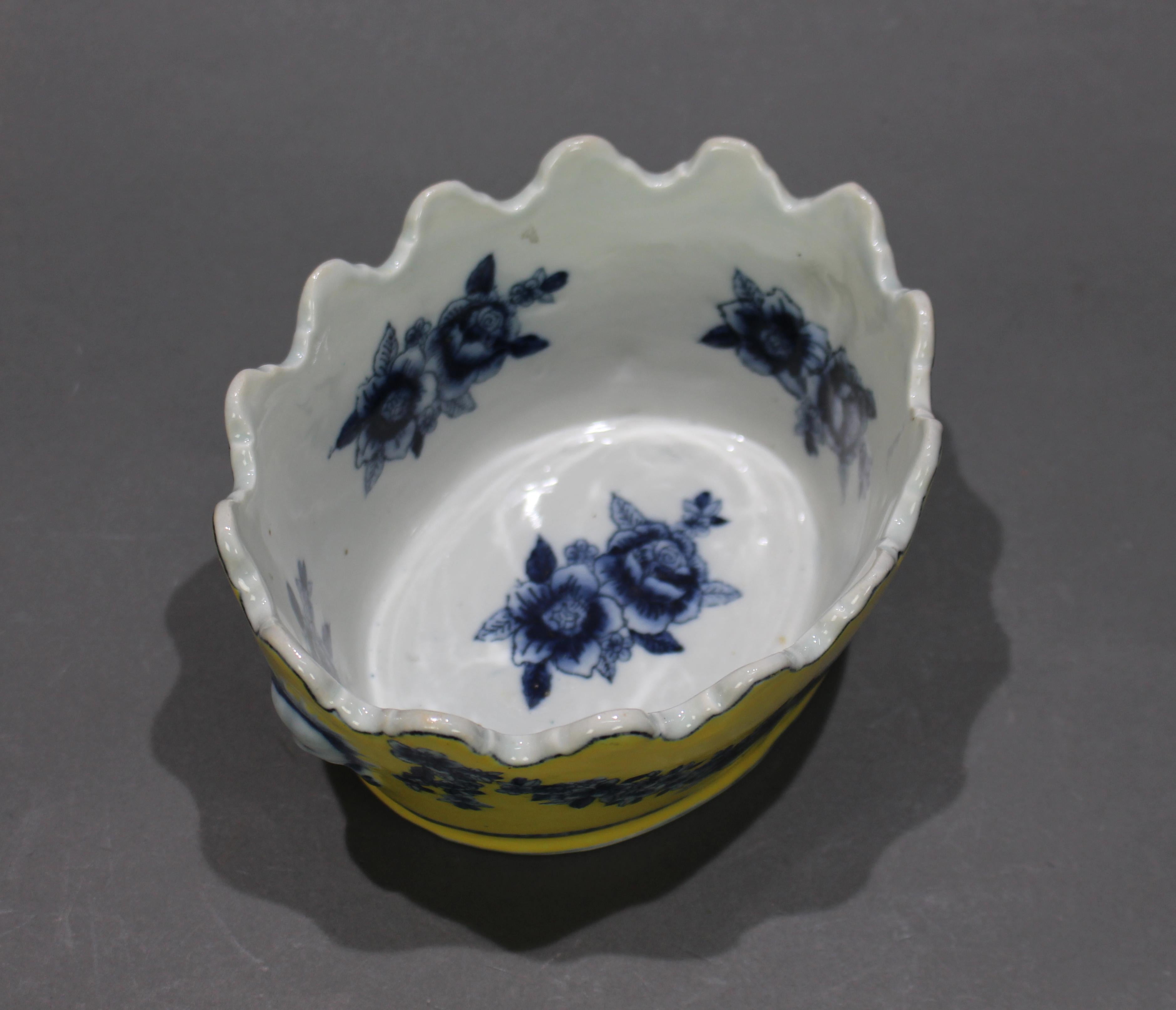 United Wilson Porcelain Bowl In Good Condition For Sale In Worcester, GB