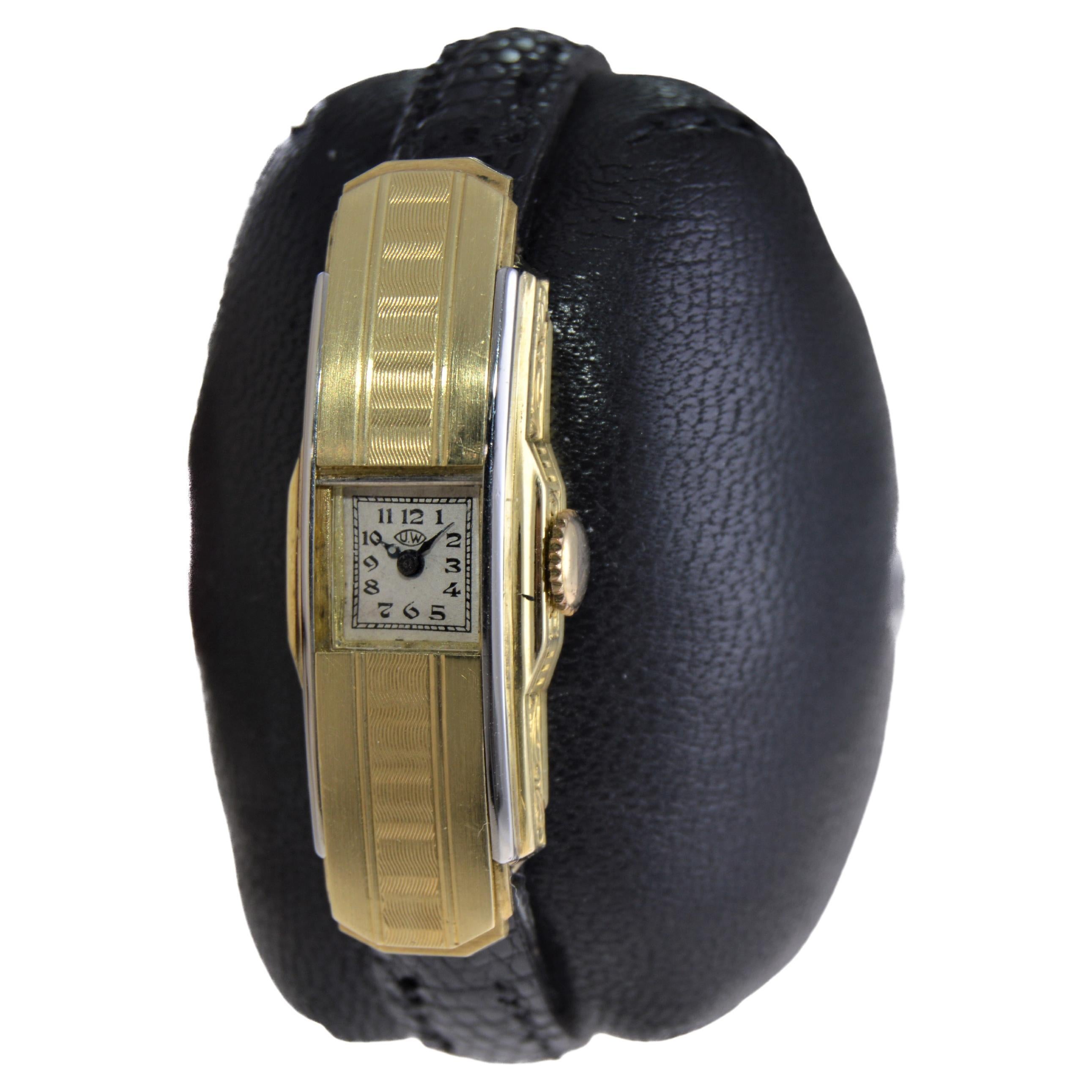 Reloj de señora universal con tapa de dos tonos de 18 quilates hecho a mano en venta 2