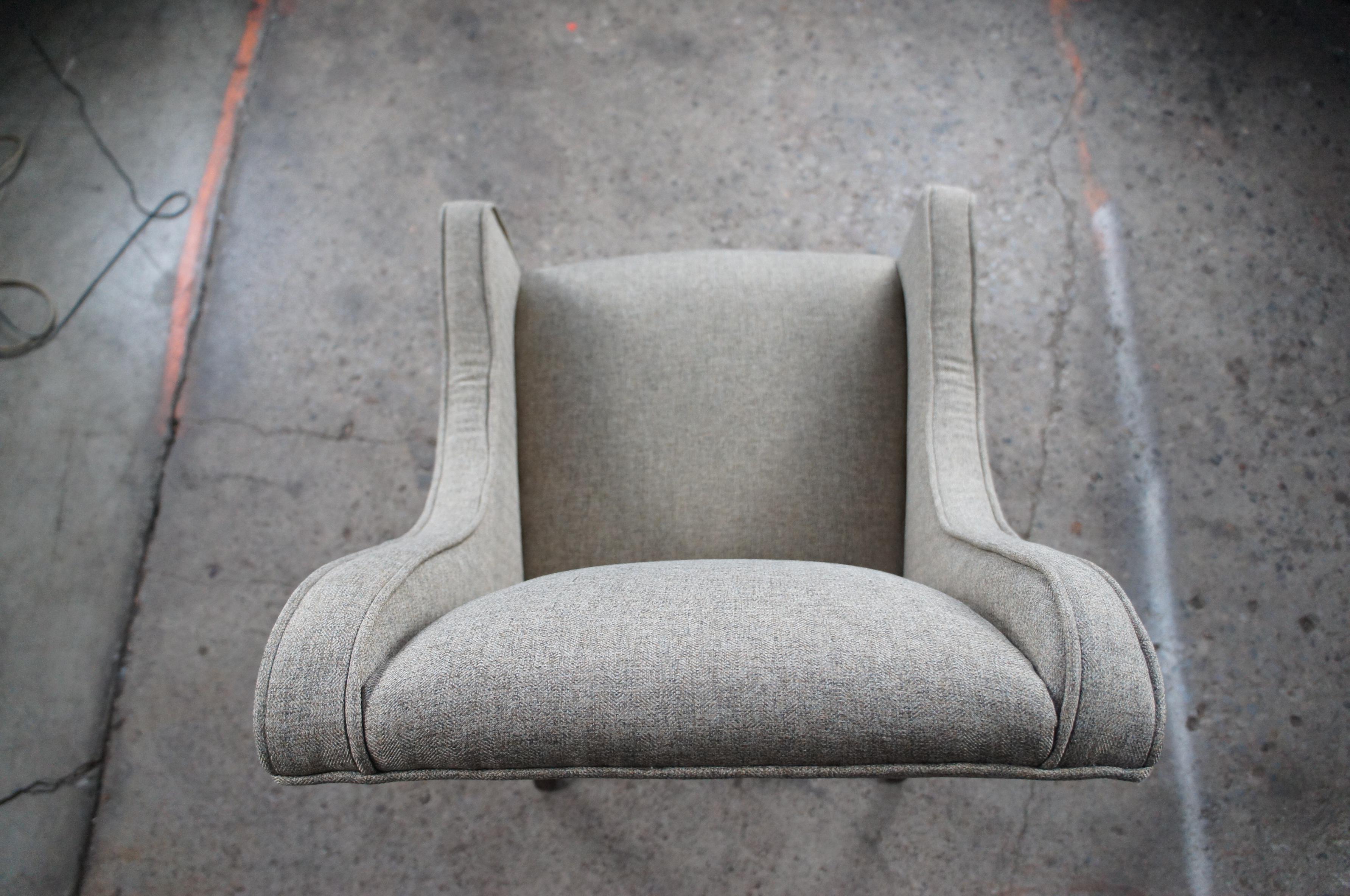 Universal Furniture Hepplewhite Style Modern Gray Slipper Arm Chair Nailhead For Sale 1