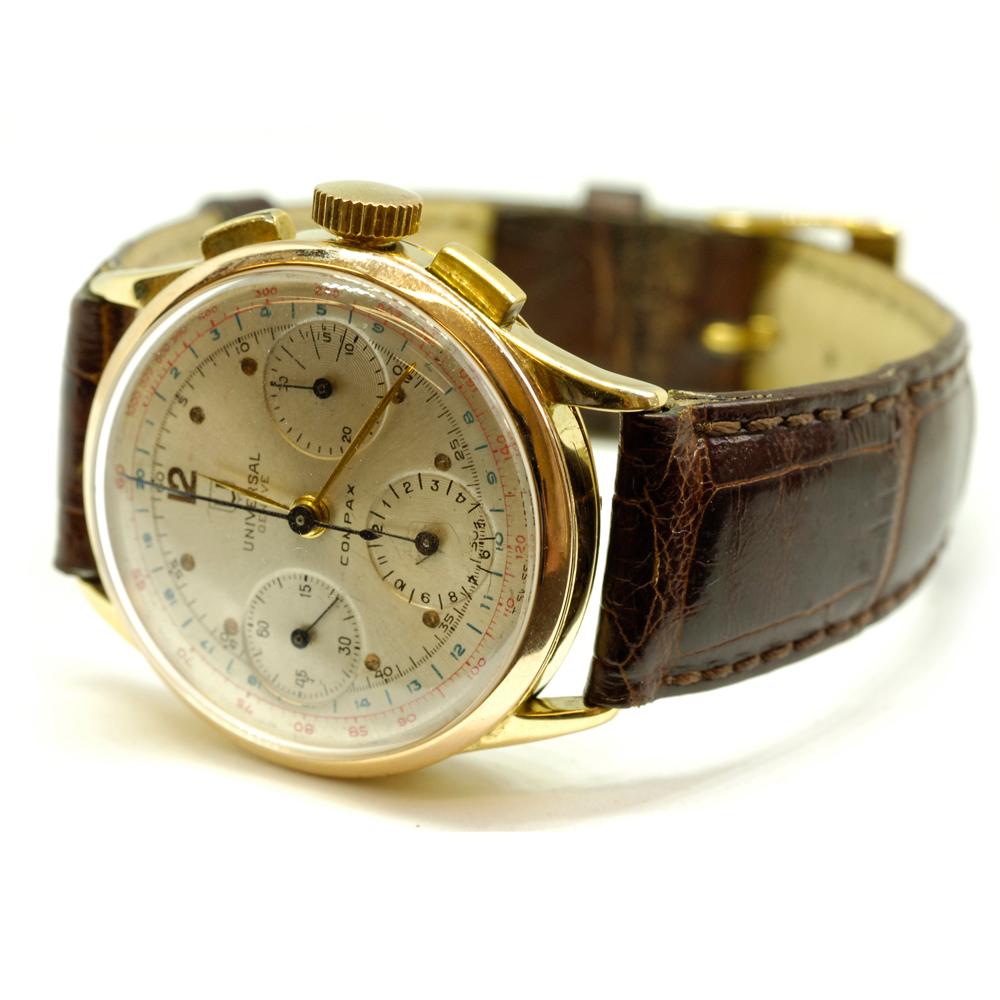 A gents Compax Chronograph wristwatch, by Universal Geneve. This watch is manual winding and has a brown crocodile strap. This watch has recently had a full service. Original dial in very good condition. Swiss, circa 1950.