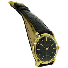 Universal Geneve - Or jaune massif 18 carats à remontage manuel, c. 1950