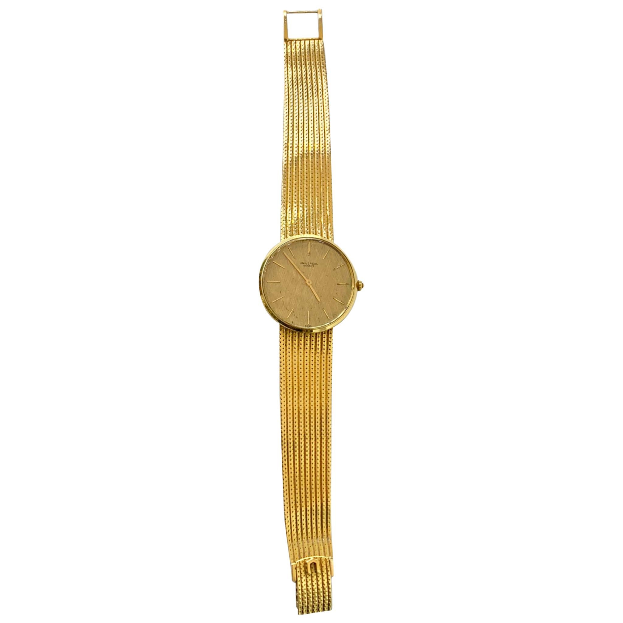 Vintage Universal Geneve 18 Karat Yellow Gold Wristwatch 1960s