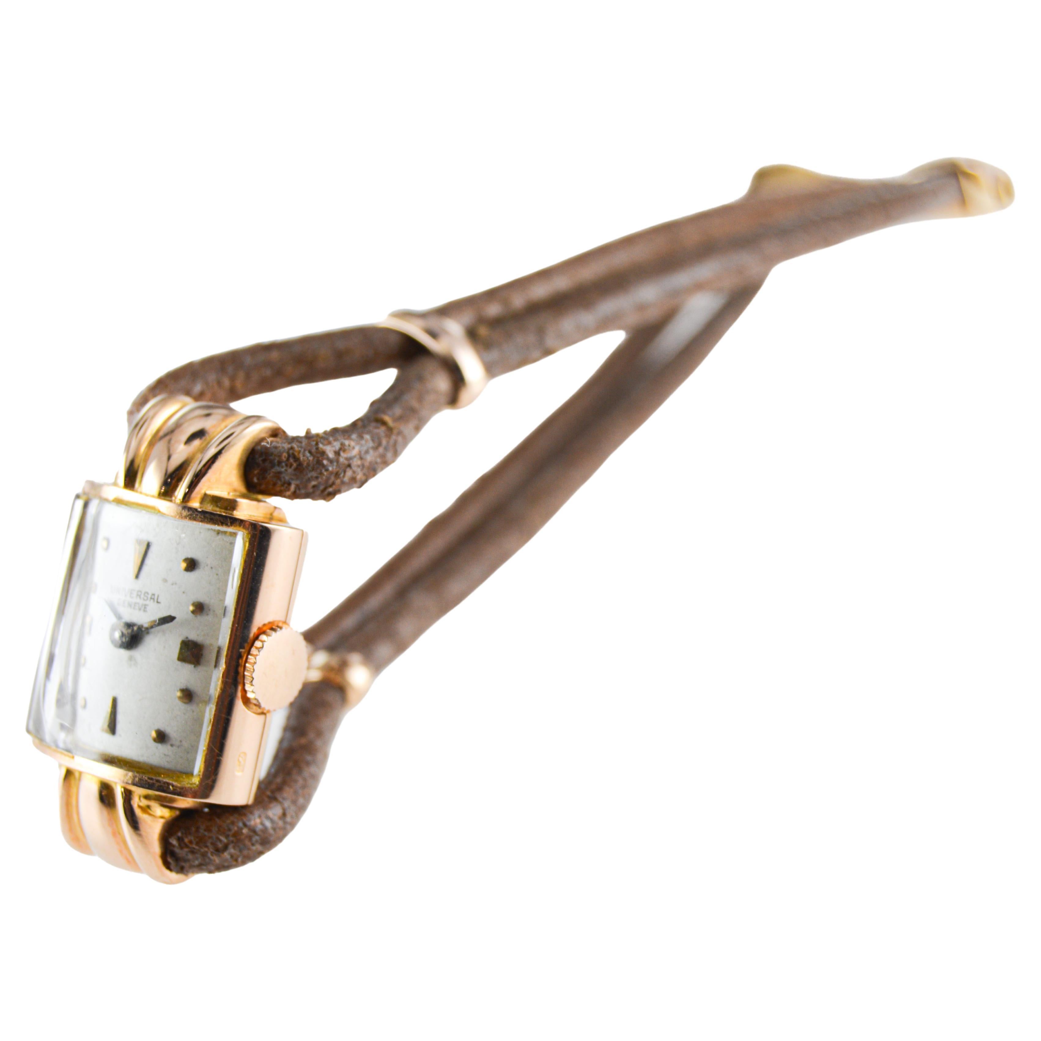 Universal Geneve 18Kt Pink Gold Art Deco Ladies Watch Hand Made from 1940's For Sale 1