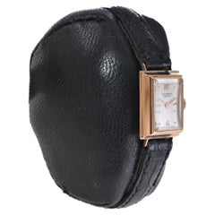 Universal Geneve 18Kt. Orologio da donna Art Deco in oro rosa del 1940 circa