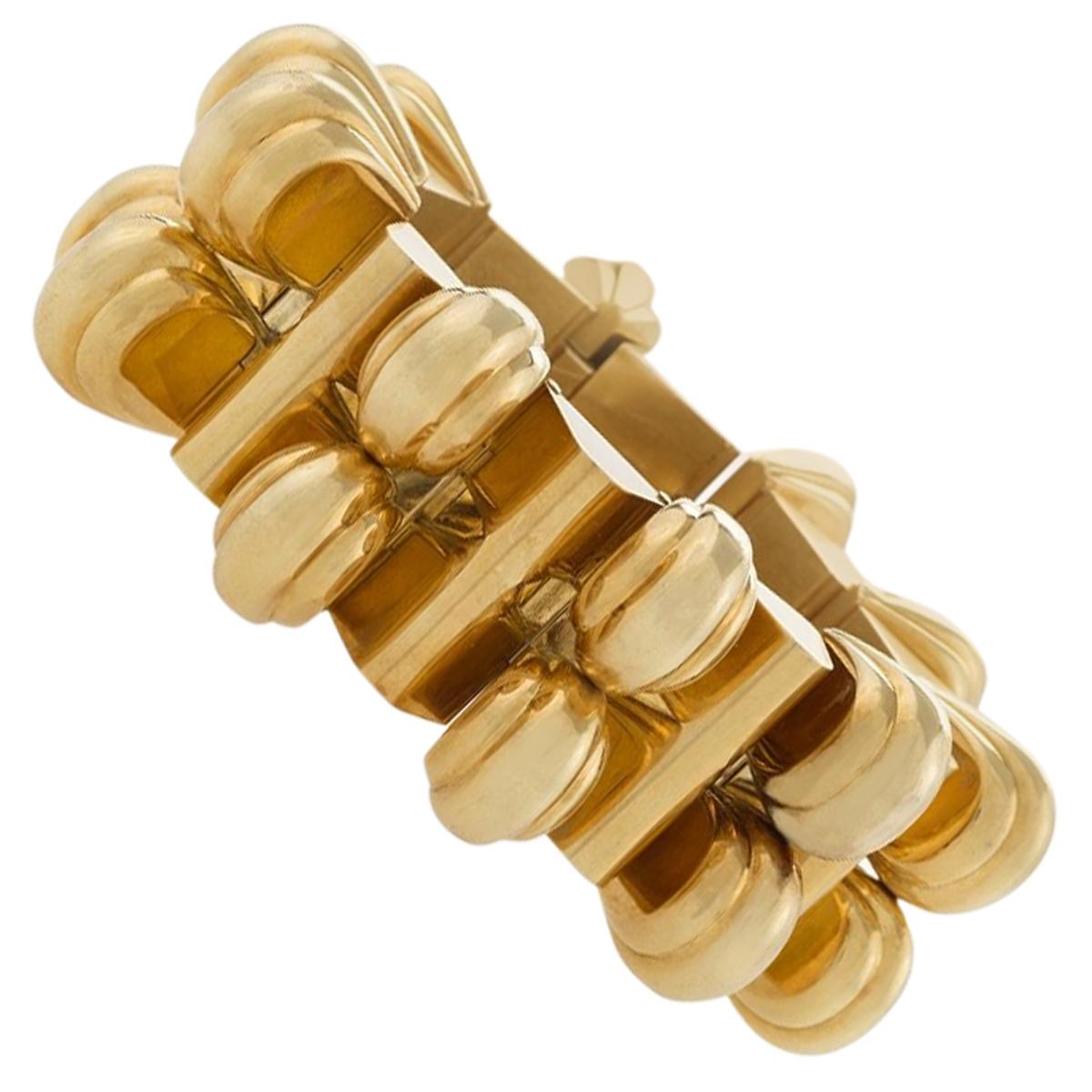Universal Genève Gold Link Bracelet 