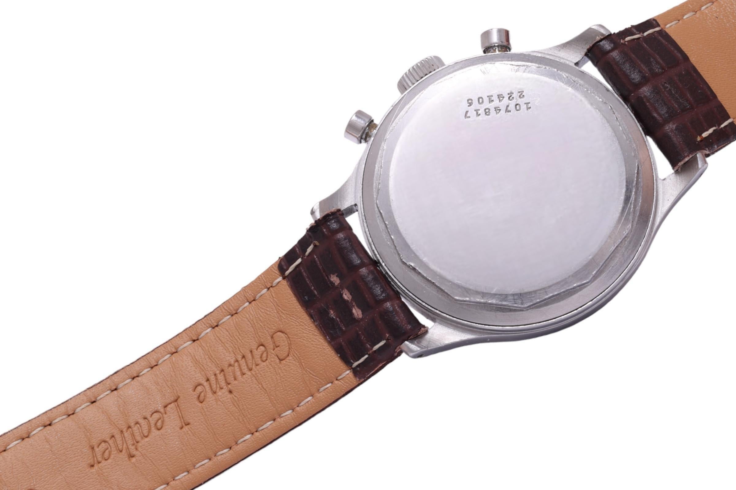Women's or Men's Universal Genève Jumbo Uni Compax Chronograph Wrist Watch  For Sale